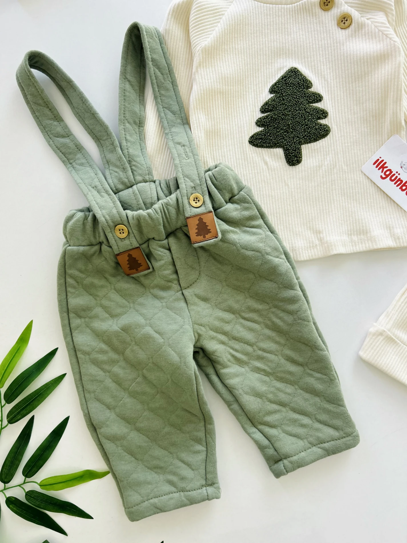 Ribanalı Esnek Kumaş Bodyli Kapitone Kumaş Salopetli Bereli 3’lü Takım