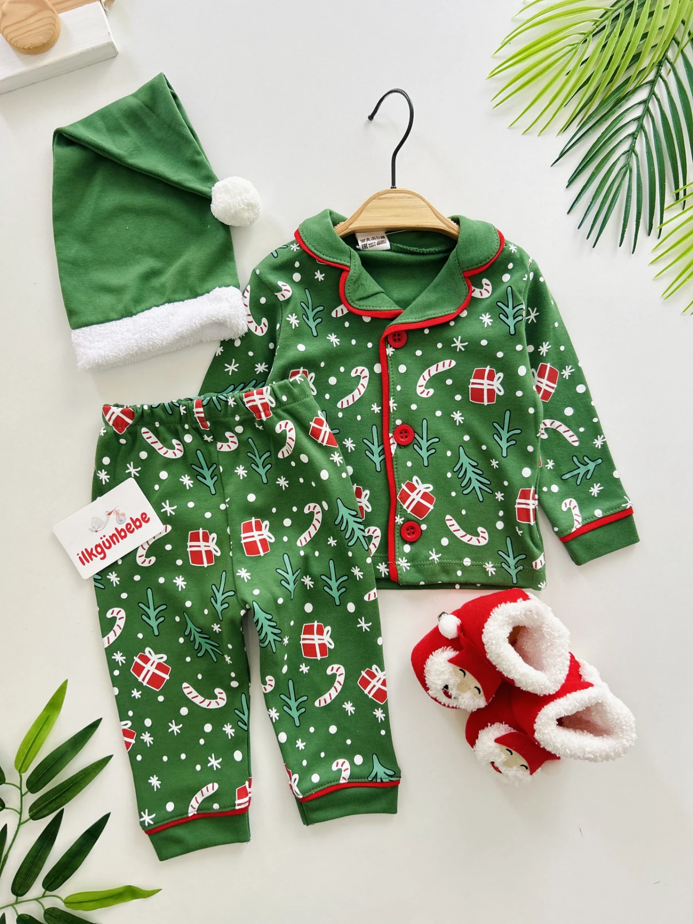 Bebe Yaka Yılbaşı Temalı %100 Pamuk Ponpon Şapkalı 3’lü Takım