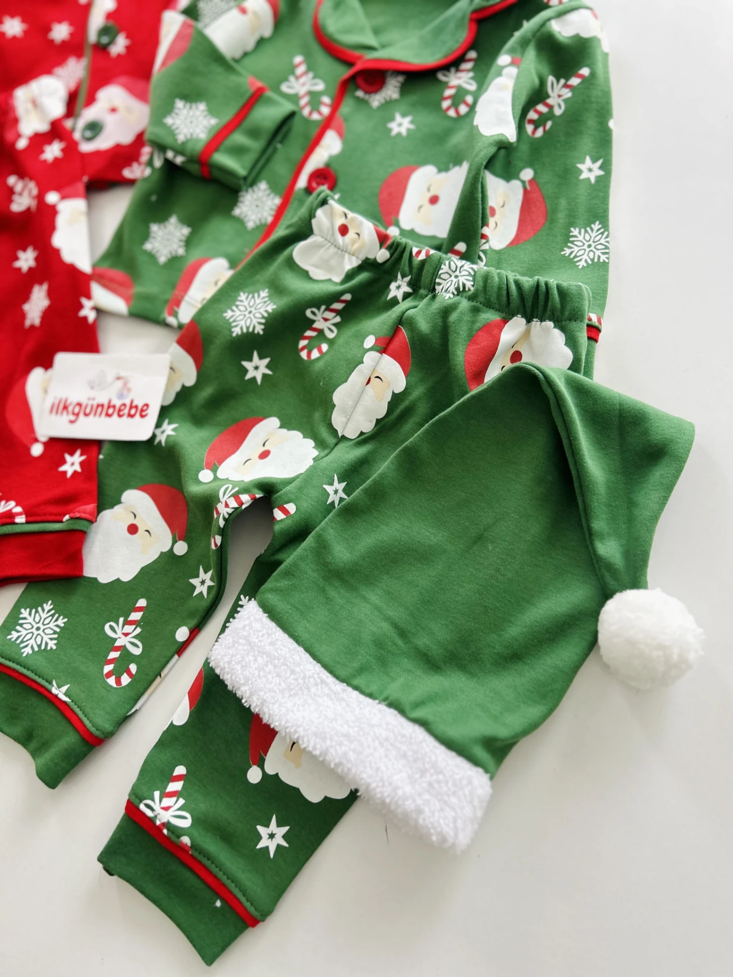 Bebe Yaka Noel Baba  Temalı %100 Pamuk Ponpon Şapkalı 3’lü Takım