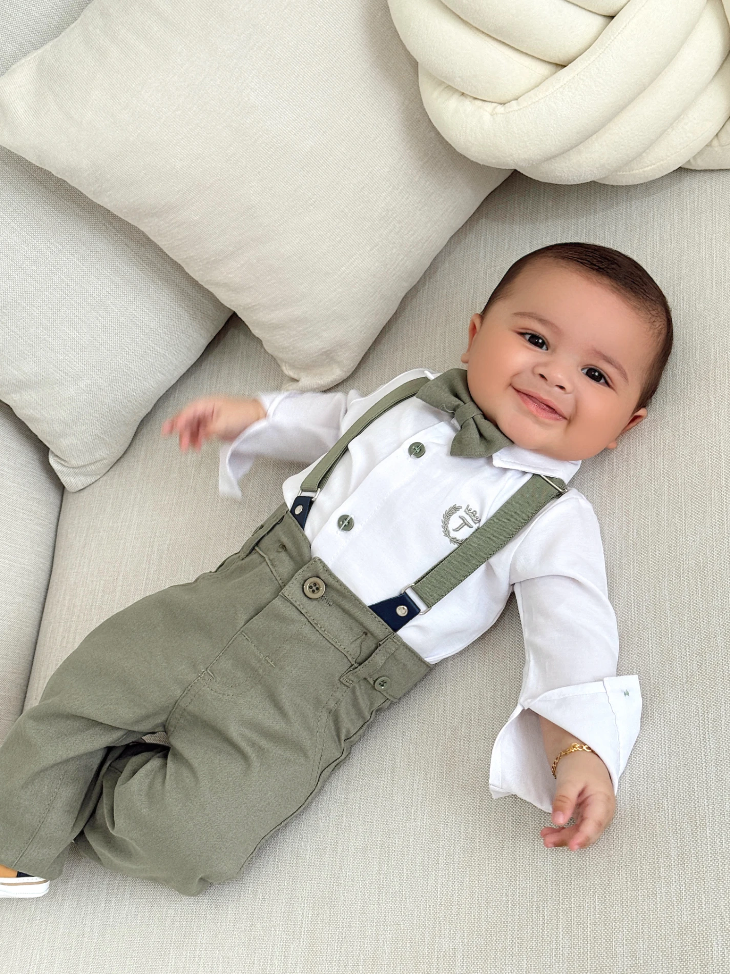 Papyonlu Askılı Özel Koleksiyon Şık Takım