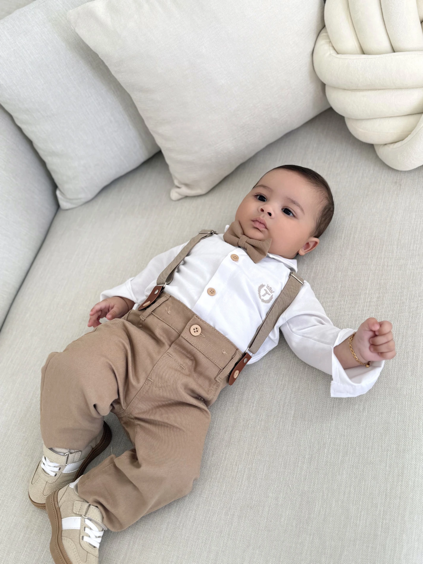 Papyonlu Askılı Özel Koleksiyon Şık Takım