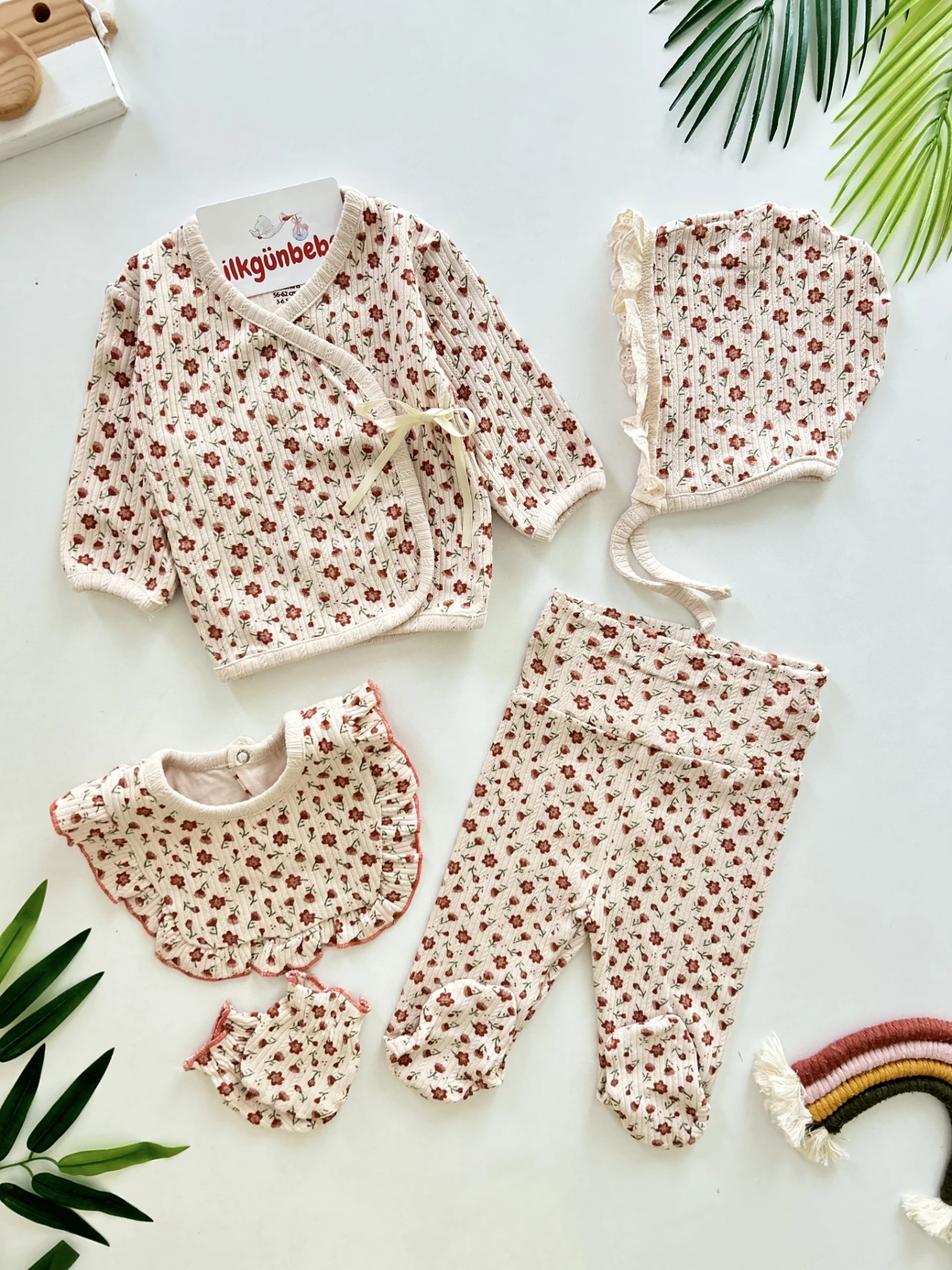 Çıtır Çiçek Desenli %100 Pamuk Kaşkorse Esnek Kumaş 5 Parça Yenidoğan Set