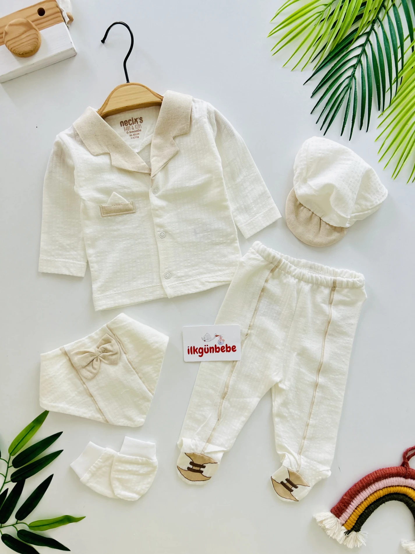 Yaka Detaylı  %100 Pamuk Müslin Kumaş  Kaşkorse Esnek  5 Parça Yenidoğan Set