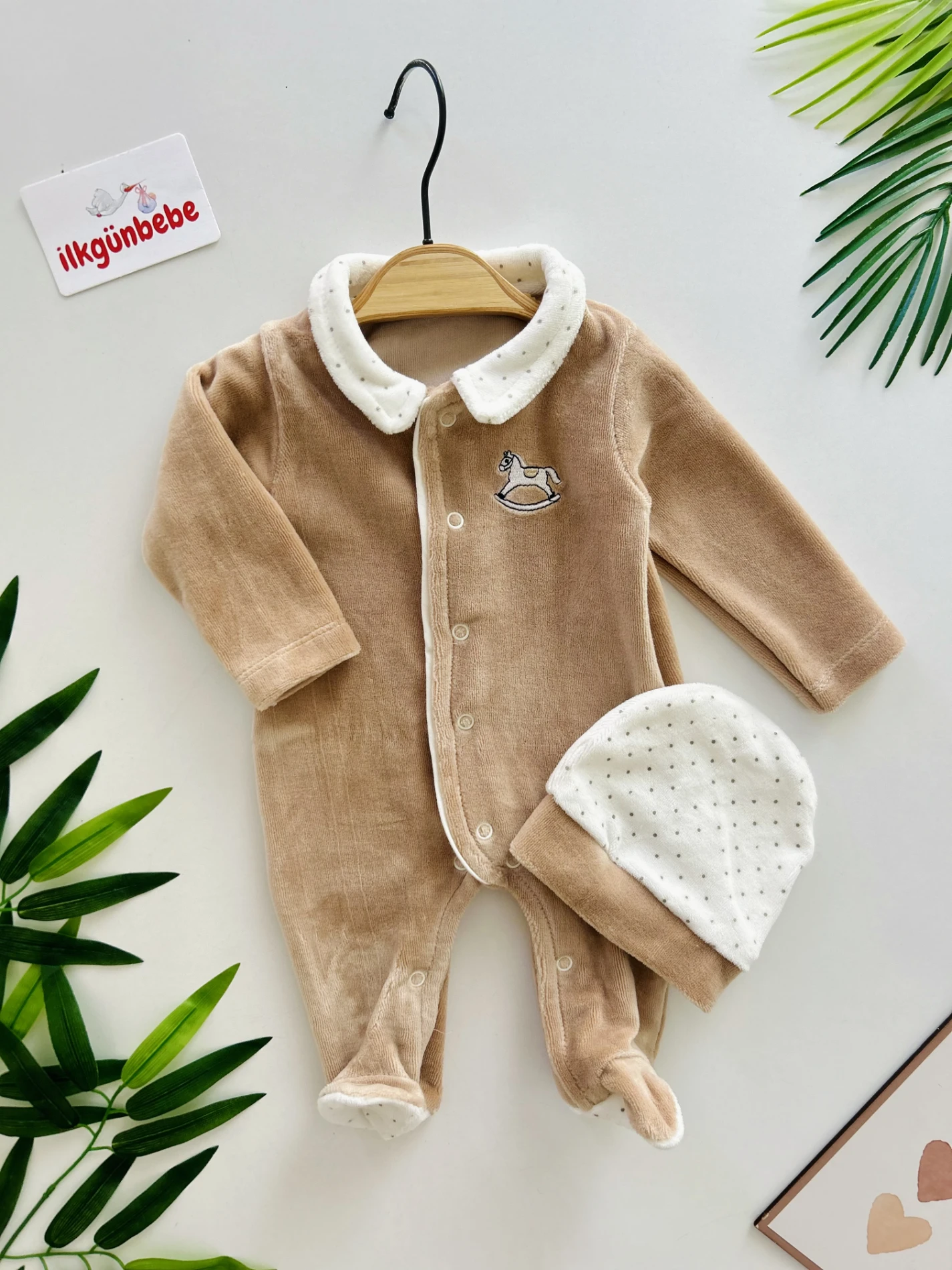 Yaka Detaylı Kadife Kumaş Premium Tulum