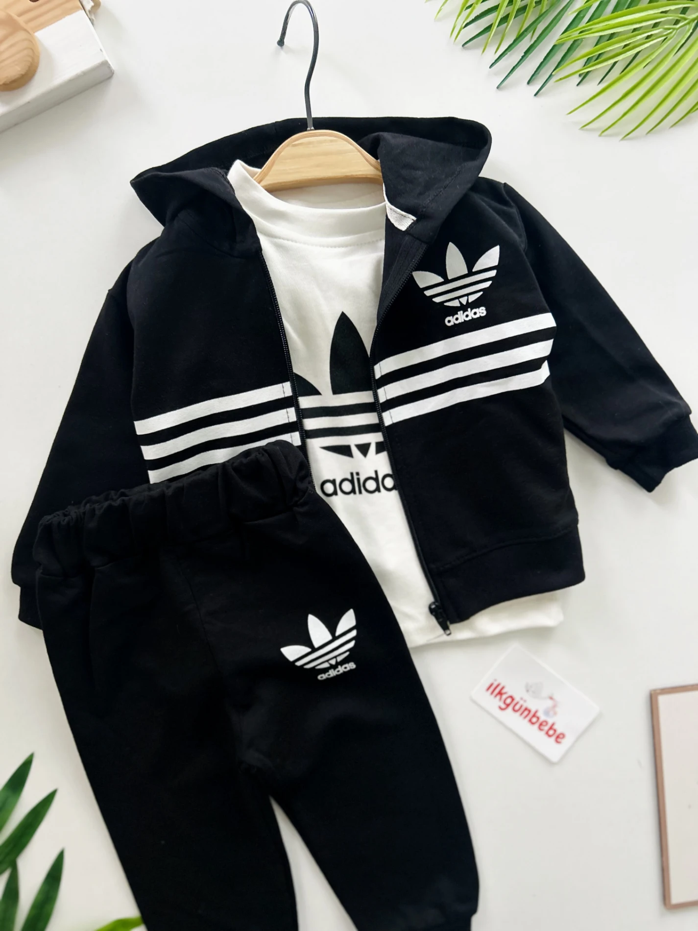 Marka Bodyli Hırkalı Eşofmanlı Unisex Mevsimlik 2 ip  %100 Pamuk 3’lü Takım