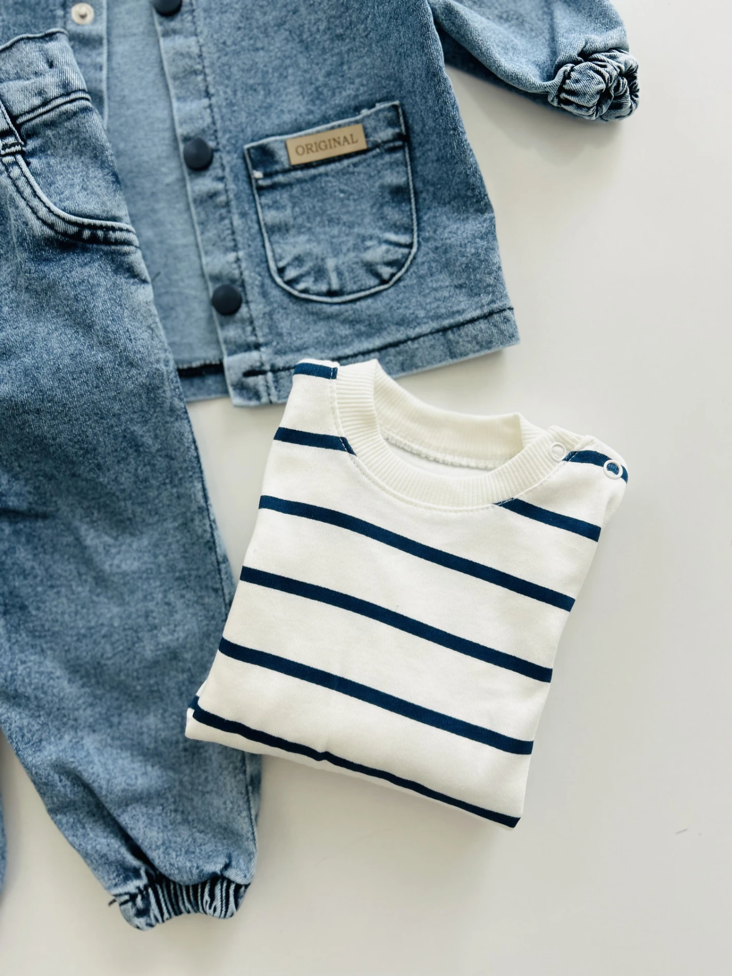 Kot ceketli çizgili bodyli kot pantolonlu üçlü premium takım