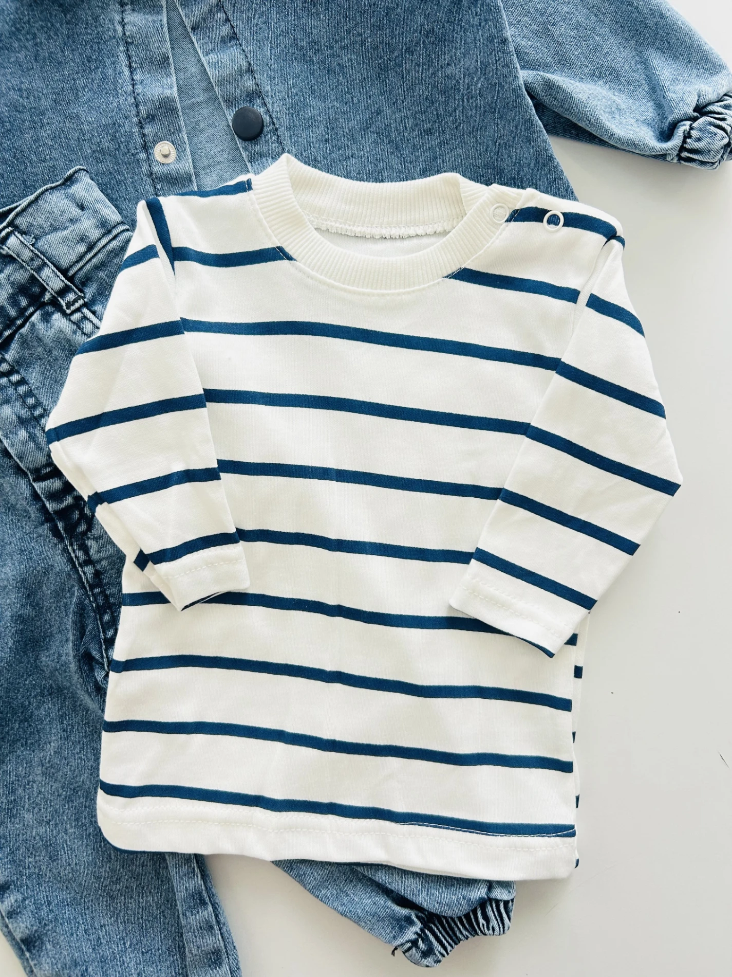 Kot ceketli çizgili bodyli kot pantolonlu üçlü premium takım