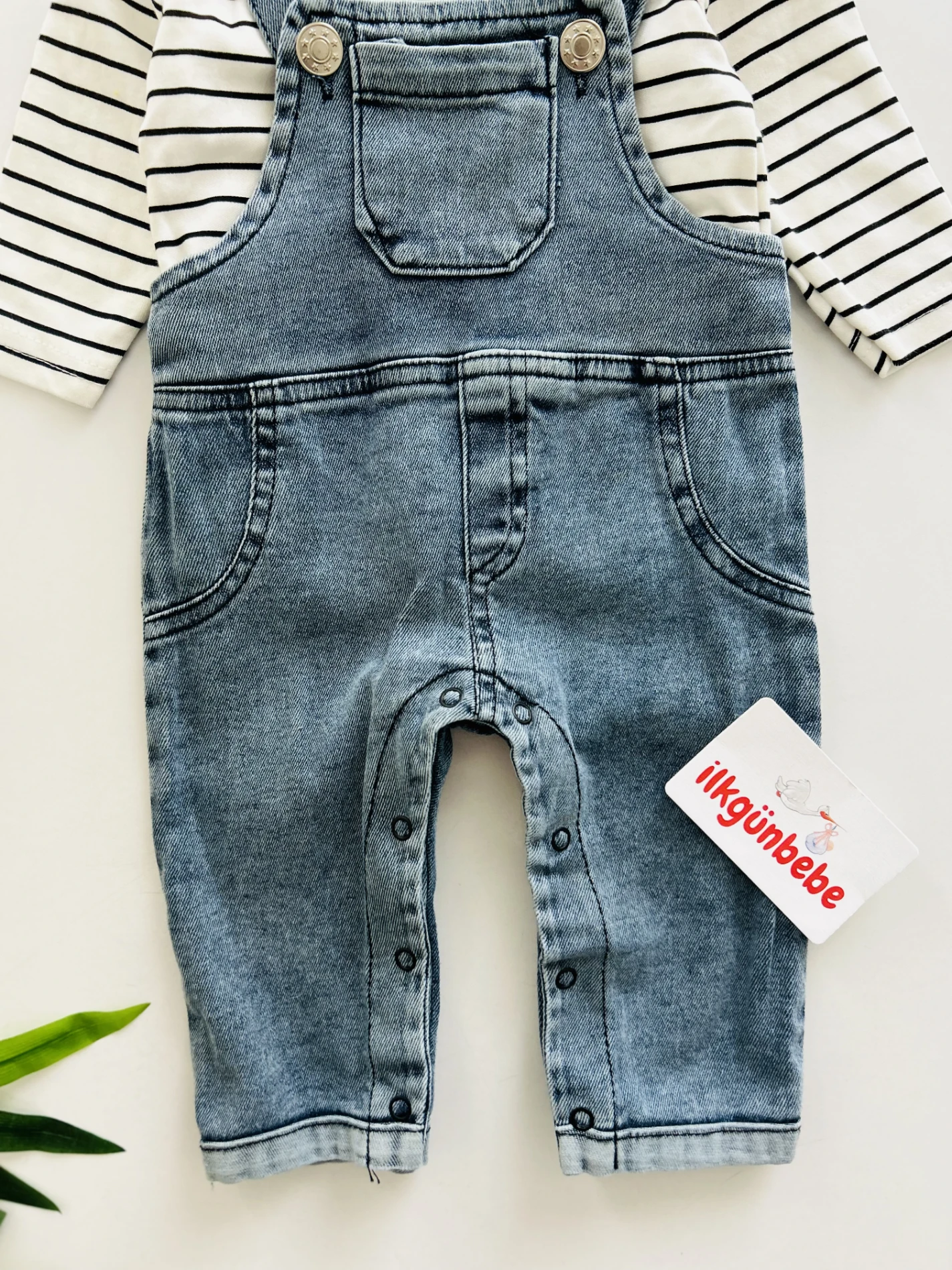 Çizgili Bodyli Kot Salopetli Set