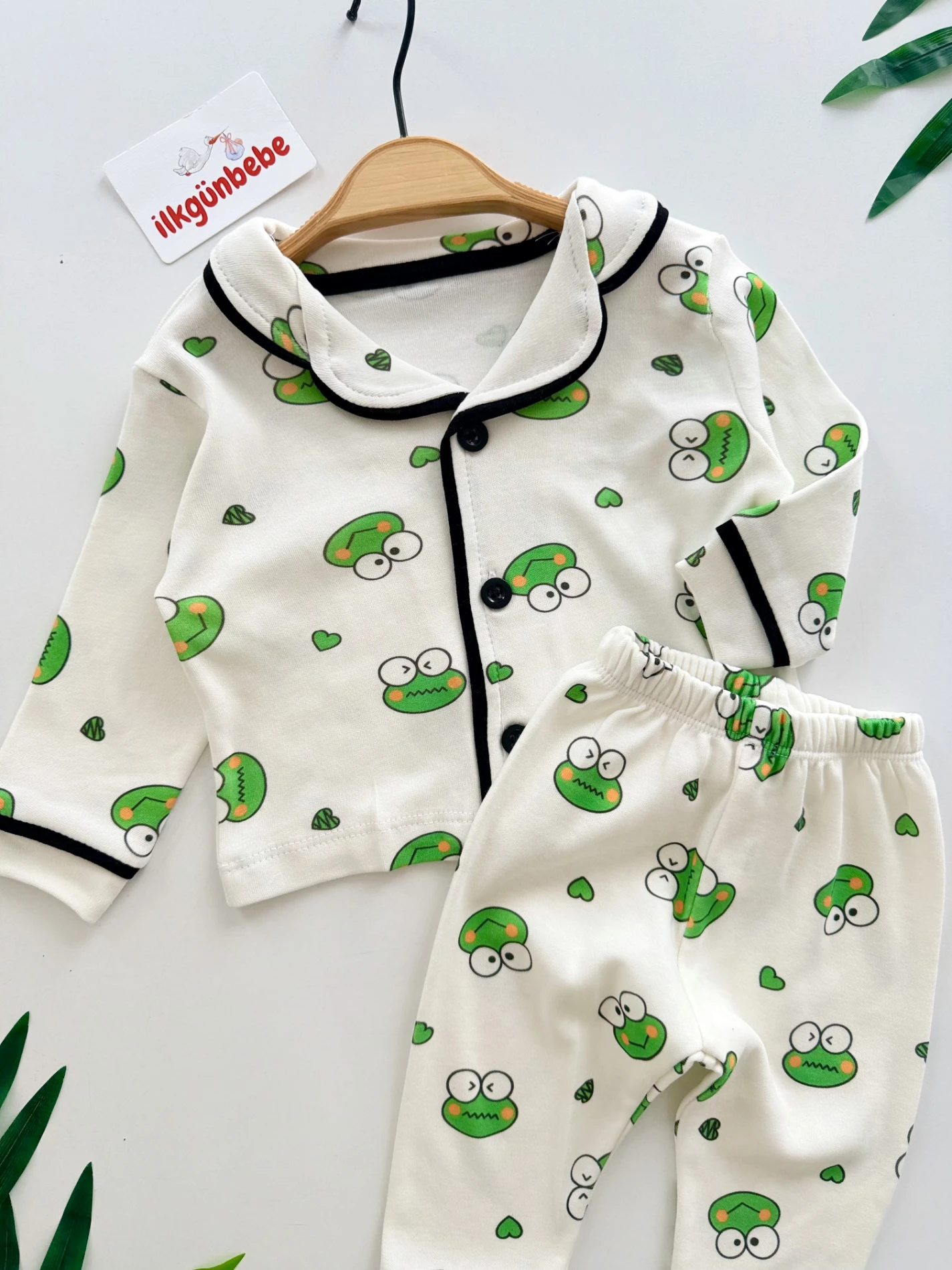 Kurbağa %100 Pamuk Bebe Yakalı Pijama Takımı