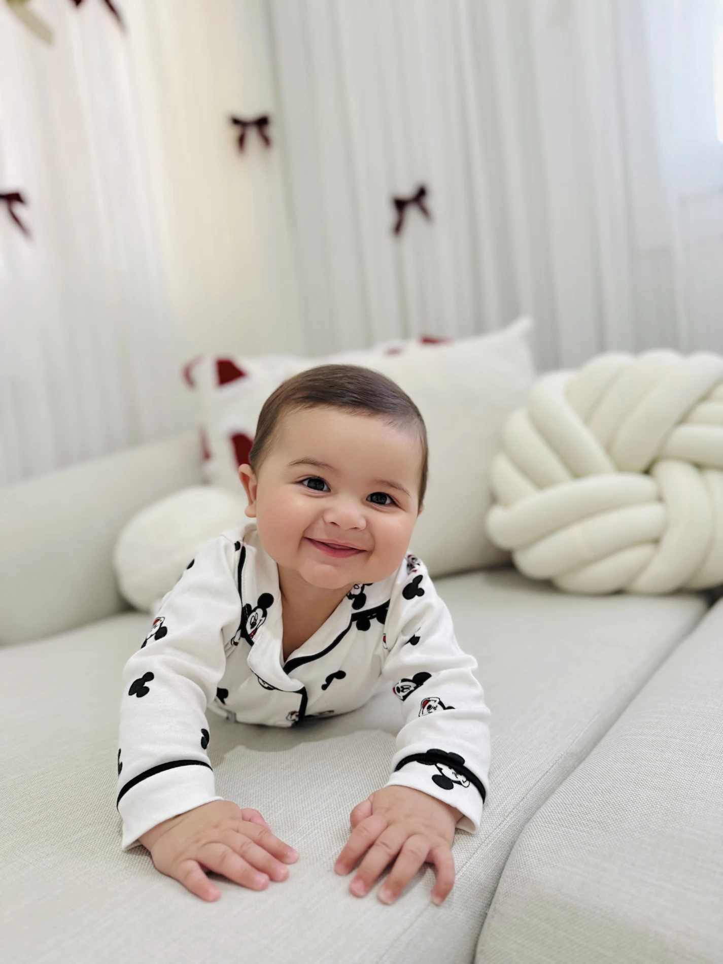 Mickey Mouse Desenli %100 Pamuk Bebe Yaka Pijama Takımı