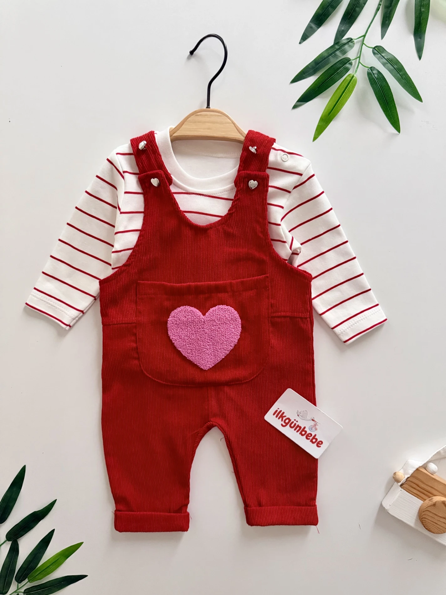 Kalp Punch İşlemeli Kadife Salopet & Body