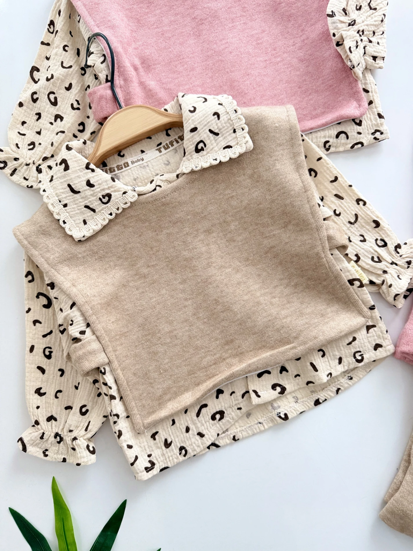 Leopar Müslin Gömlekli Süveterli Premium 3’lü Takım