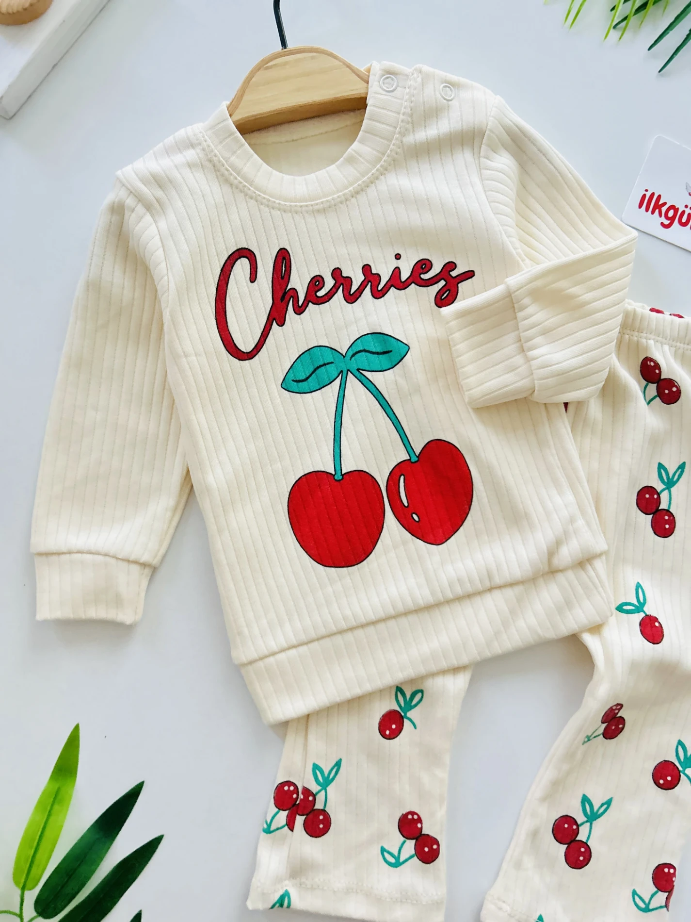 Kiraz Desenli Mevsimlik 2’li Takım