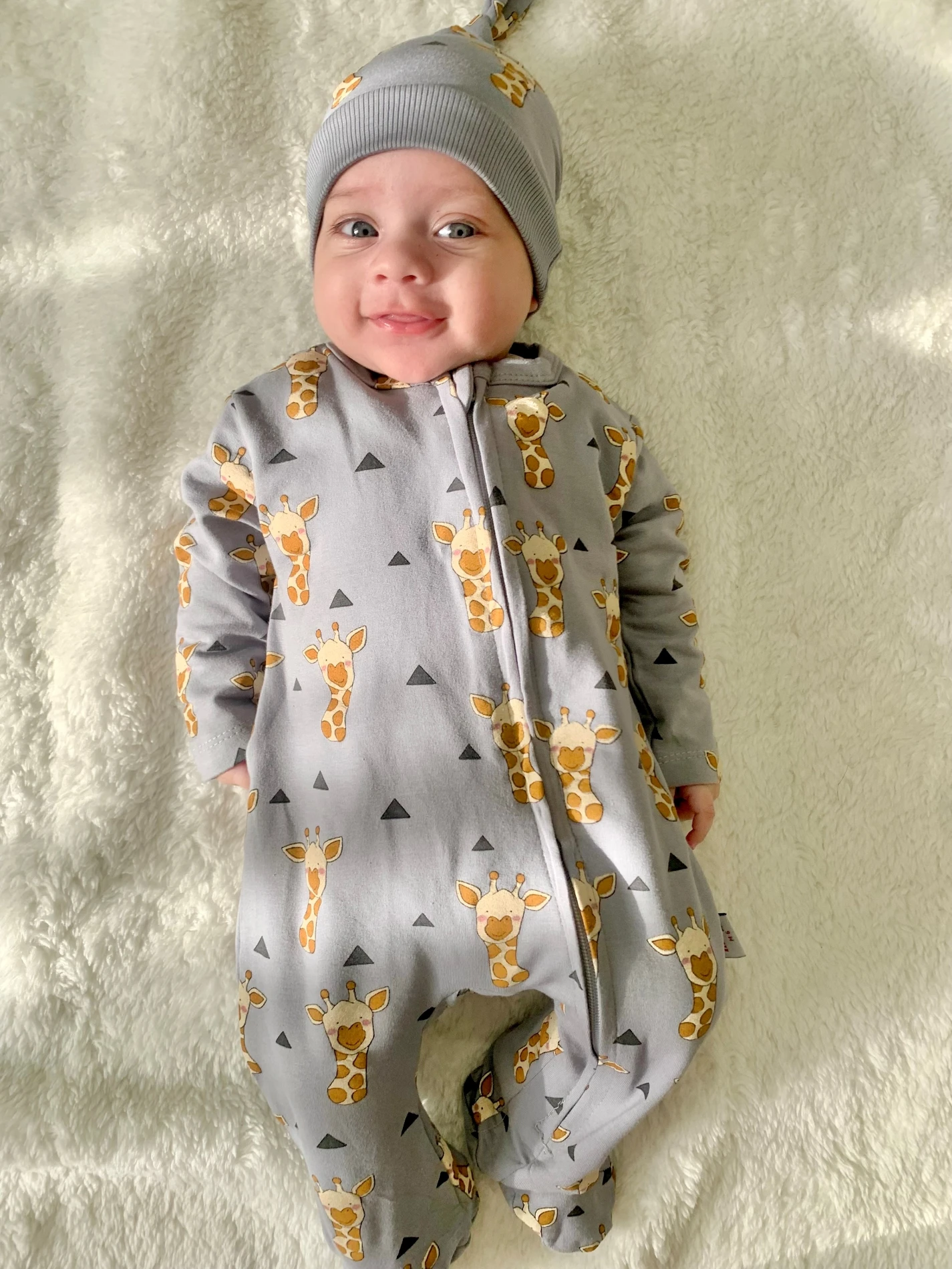 Zürafa Baskılı Fermuarlı Şapkalı Patikli Tulum