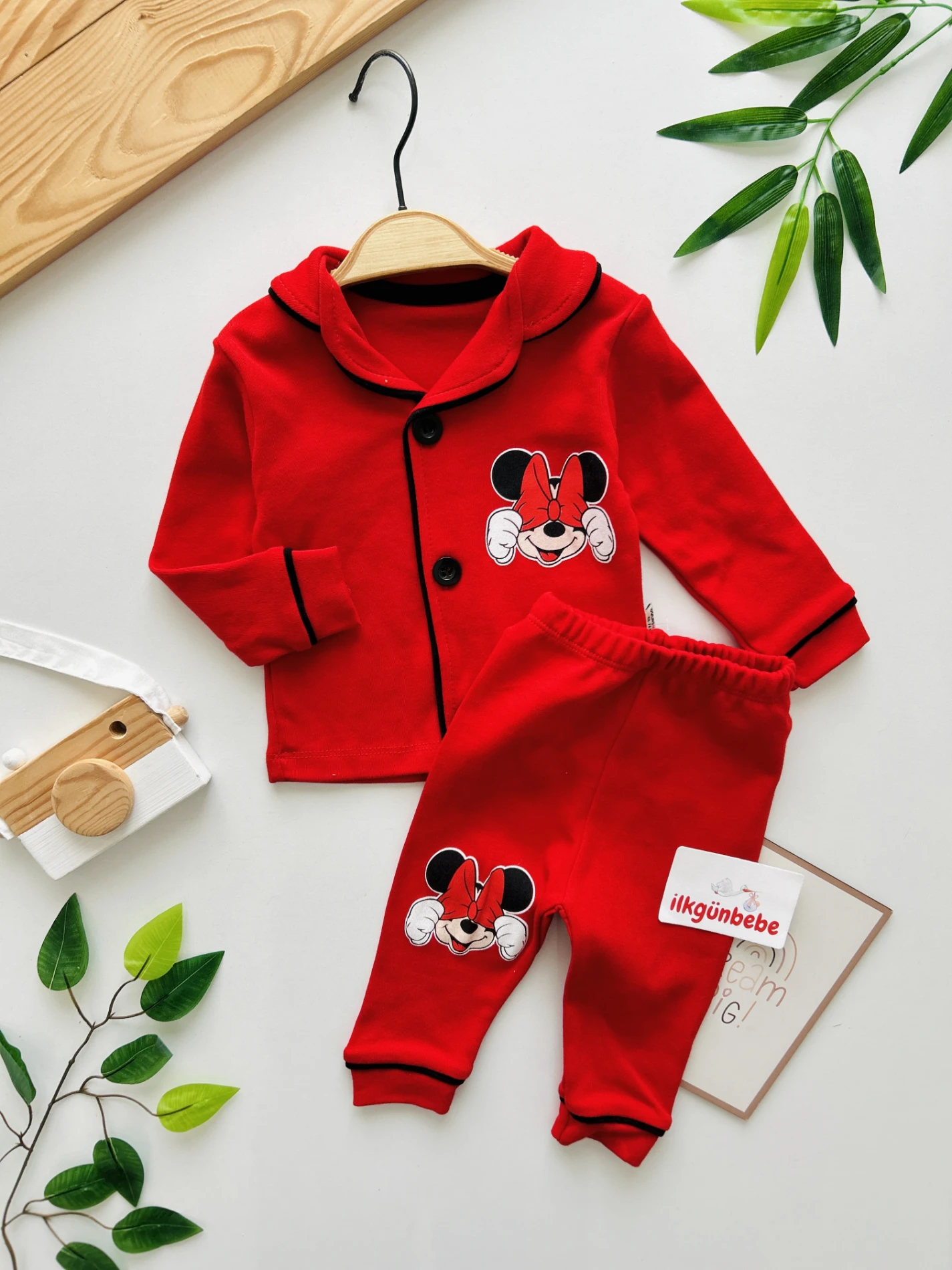 Minnie Mouse Bebe Yakalı %100 Pamuk Pijama Takımı