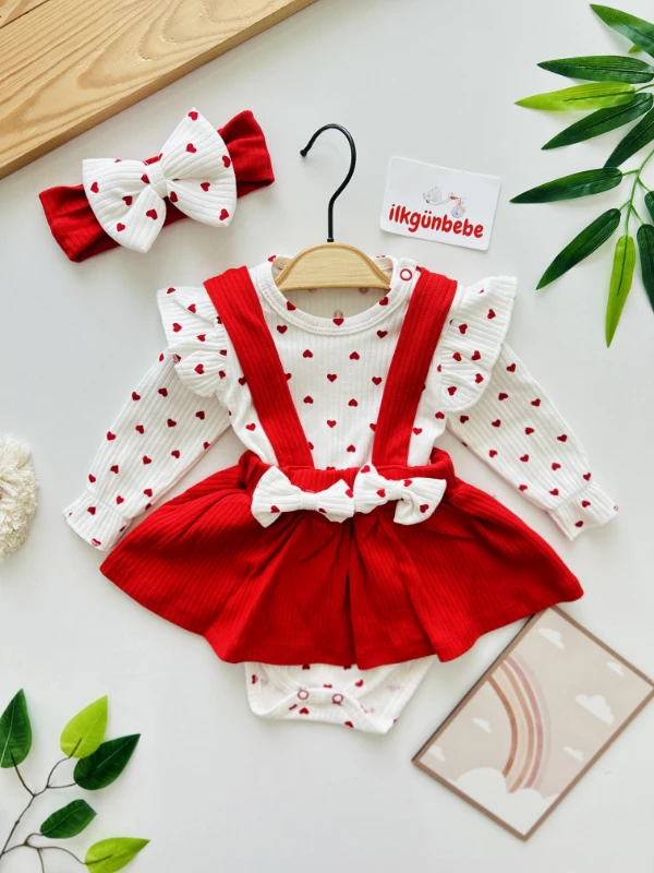 Kalp Temalı %100 Pamuk Fiyonk Detaylı Omuz Fırfırlı Zıbınlı Bodyli Bandanalı 3’lü Set