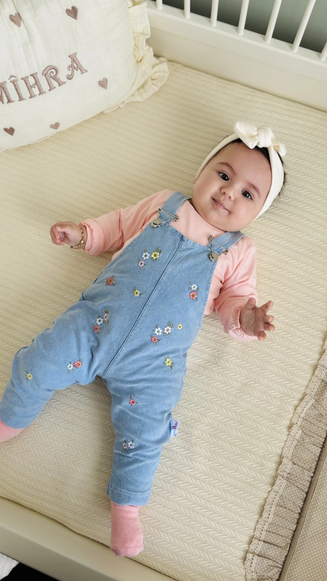 Çiçek Nakışlı Yumuşacık Likralı Organik Kot Salopetli Badili 2’li Salopet