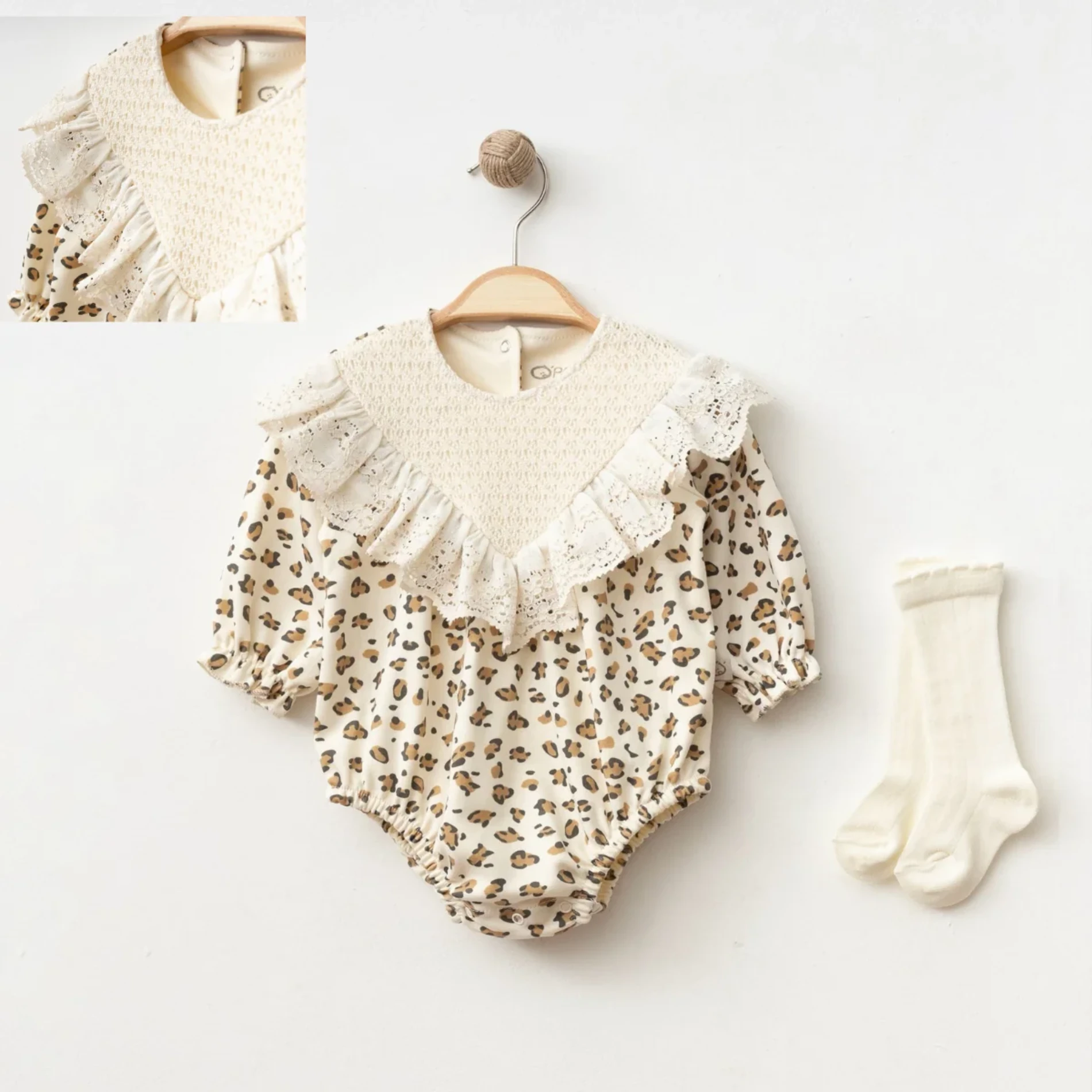 Leopar Desenli Yaka Detaylı %100 Pamuk Premium Kalite Romper Çorap Set