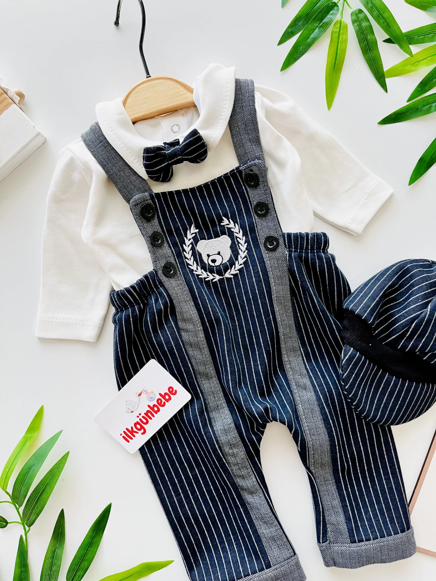 Teddy Bear Nakışlı Çizgili Keten Salopetli Papyonlu 3’lü Set