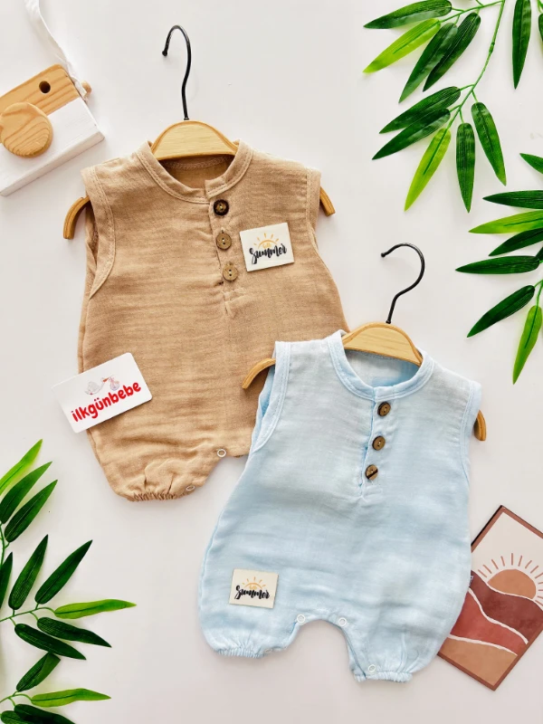 Müslin Kumaş Ahşap Düğmeli Yazlık Tulum