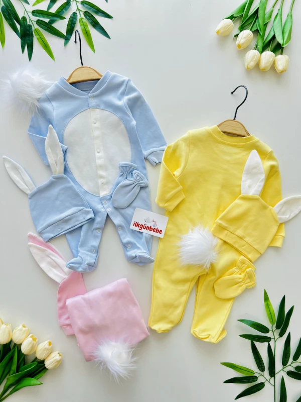 Çıkarılabilir Ponponlu Eldivenli Tavşan Kulaklı Şapkalı Tulum Set