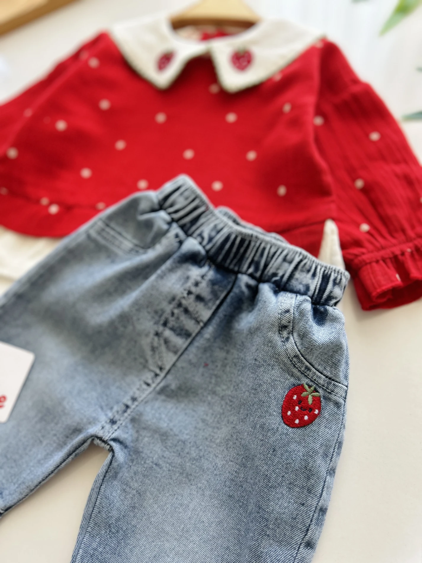 Çilek Yakalı Müslin Kumaş Sweatli Kot Pantalonlu Premium Kalite Takım