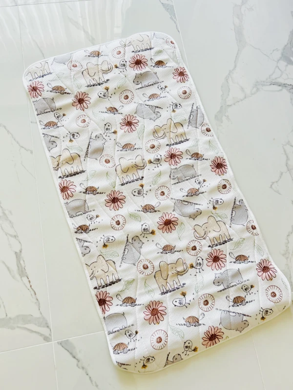 Çok Amaçlı Havyan Figürlü Arkası Lastikli Halı 