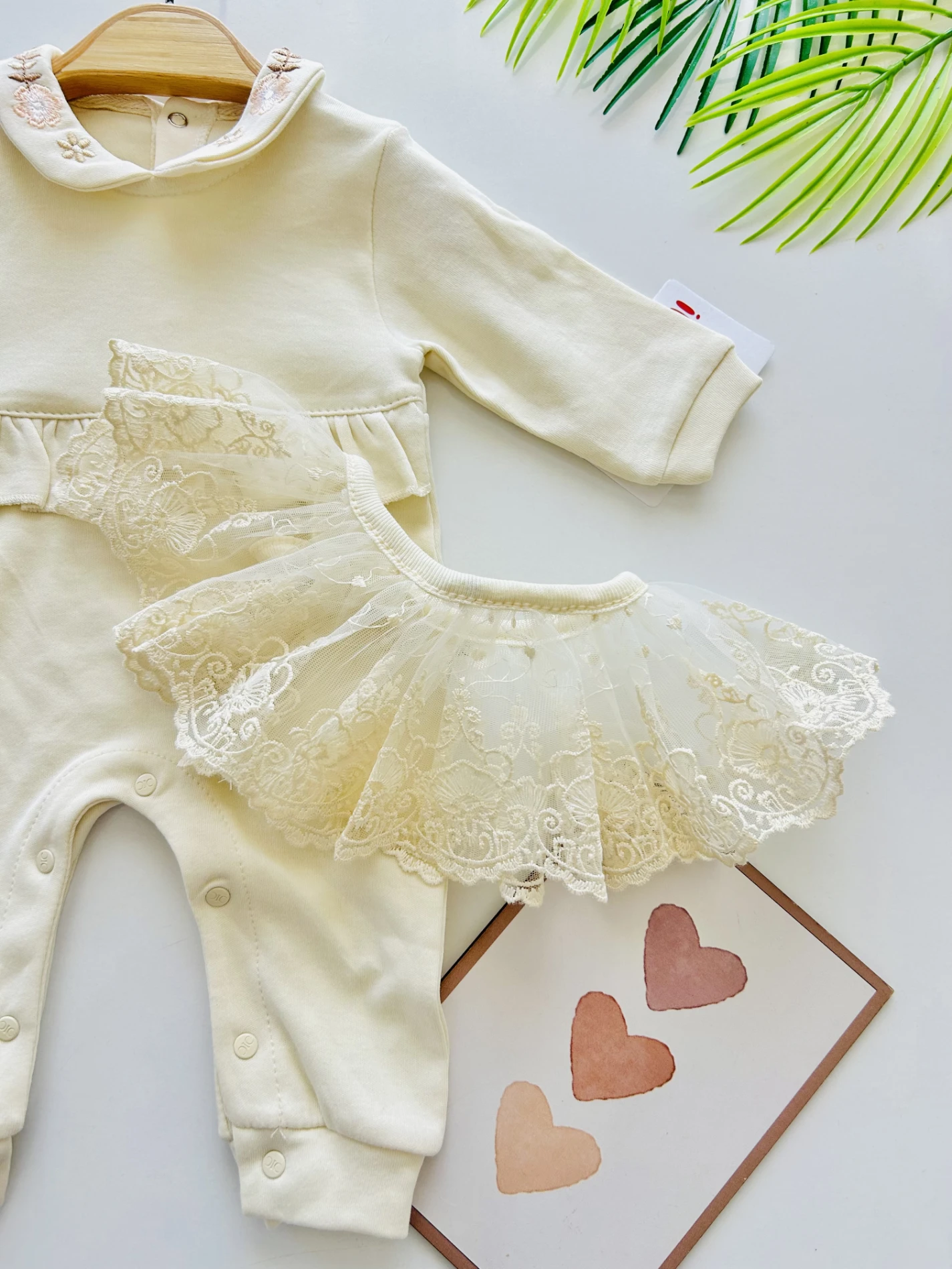 Çiçek Detaylı  Çıkarılabilir Dantel Yakalı 3 Parça %100 Pamuk Tulum Set