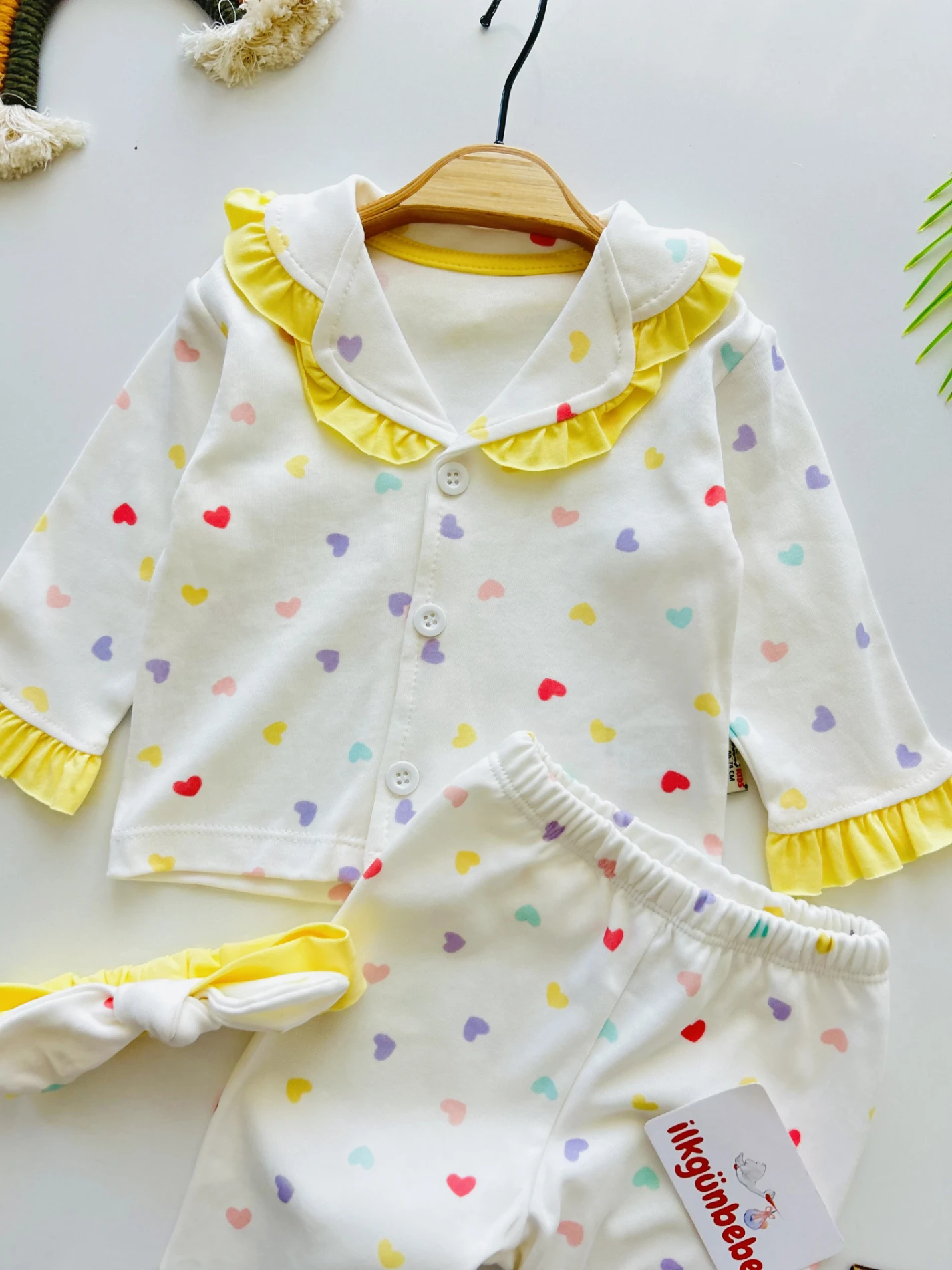 Kalp Desenli  Bebe Yakalı Bandanalı  %100 Pamuk Pijama Takımı