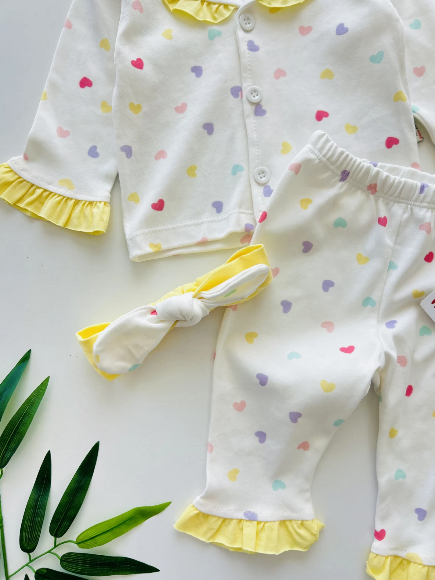 Kalp Desenli  Bebe Yakalı Bandanalı  %100 Pamuk Pijama Takımı