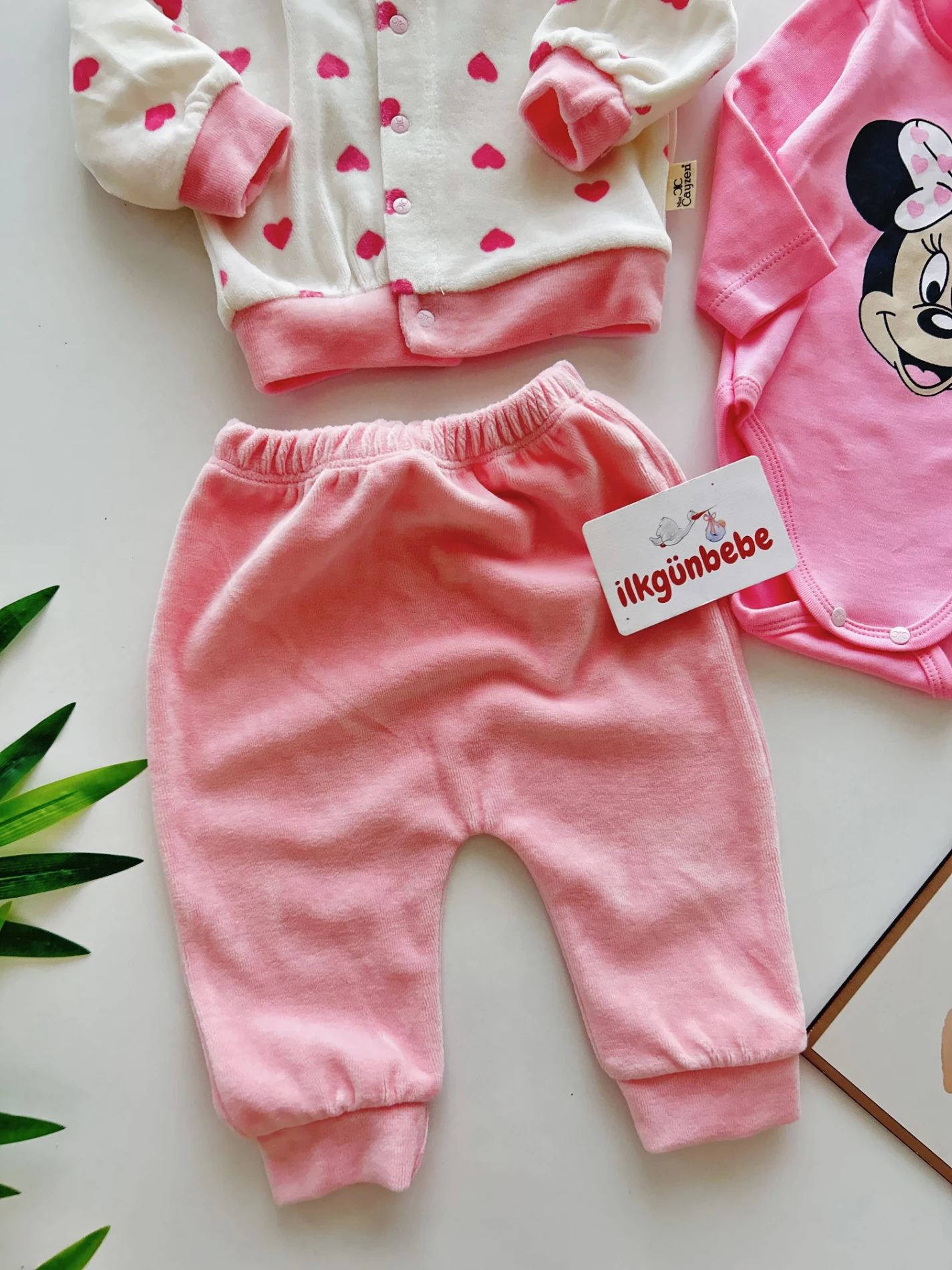 Minnie Mouse Kadife Kumaş Hırkalı 3’lü Premium Kalite Takım