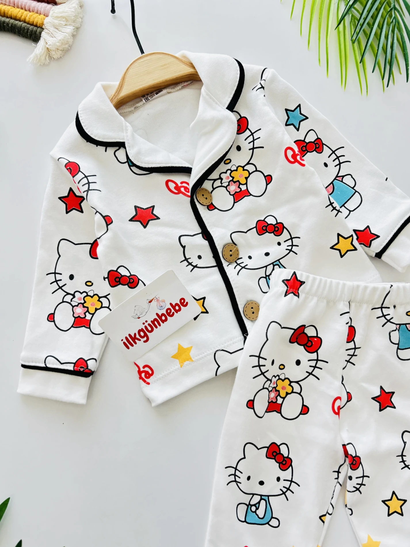 Hello Kitty %100 Pamuk Bebe Yaka Pijama Takımı