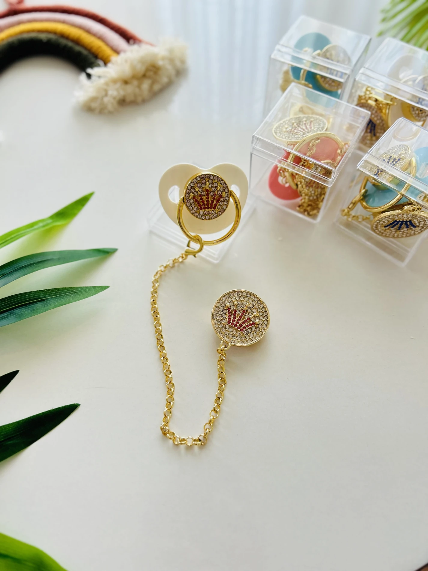 Gold Zincirli Emzik 