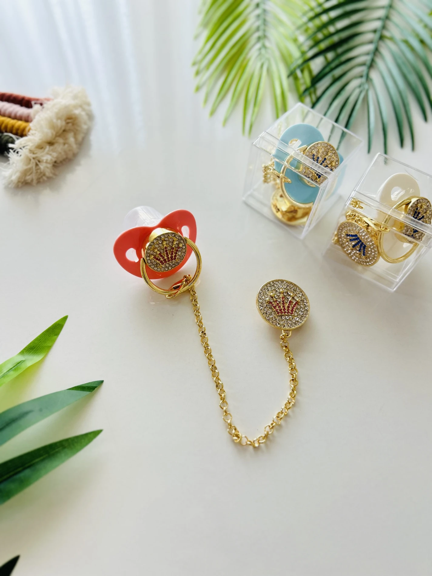 Gold Zincirli Emzik 