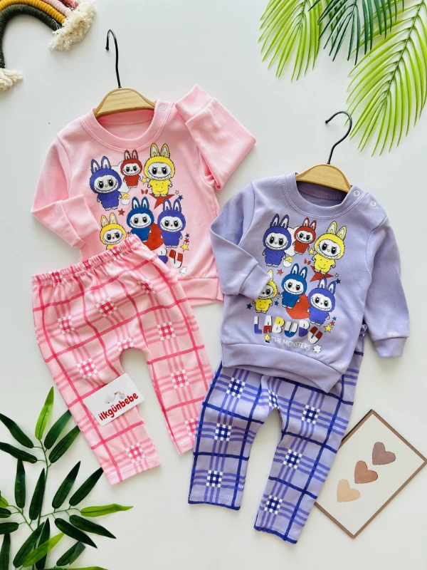 The Monsters Mevsimlik Takım