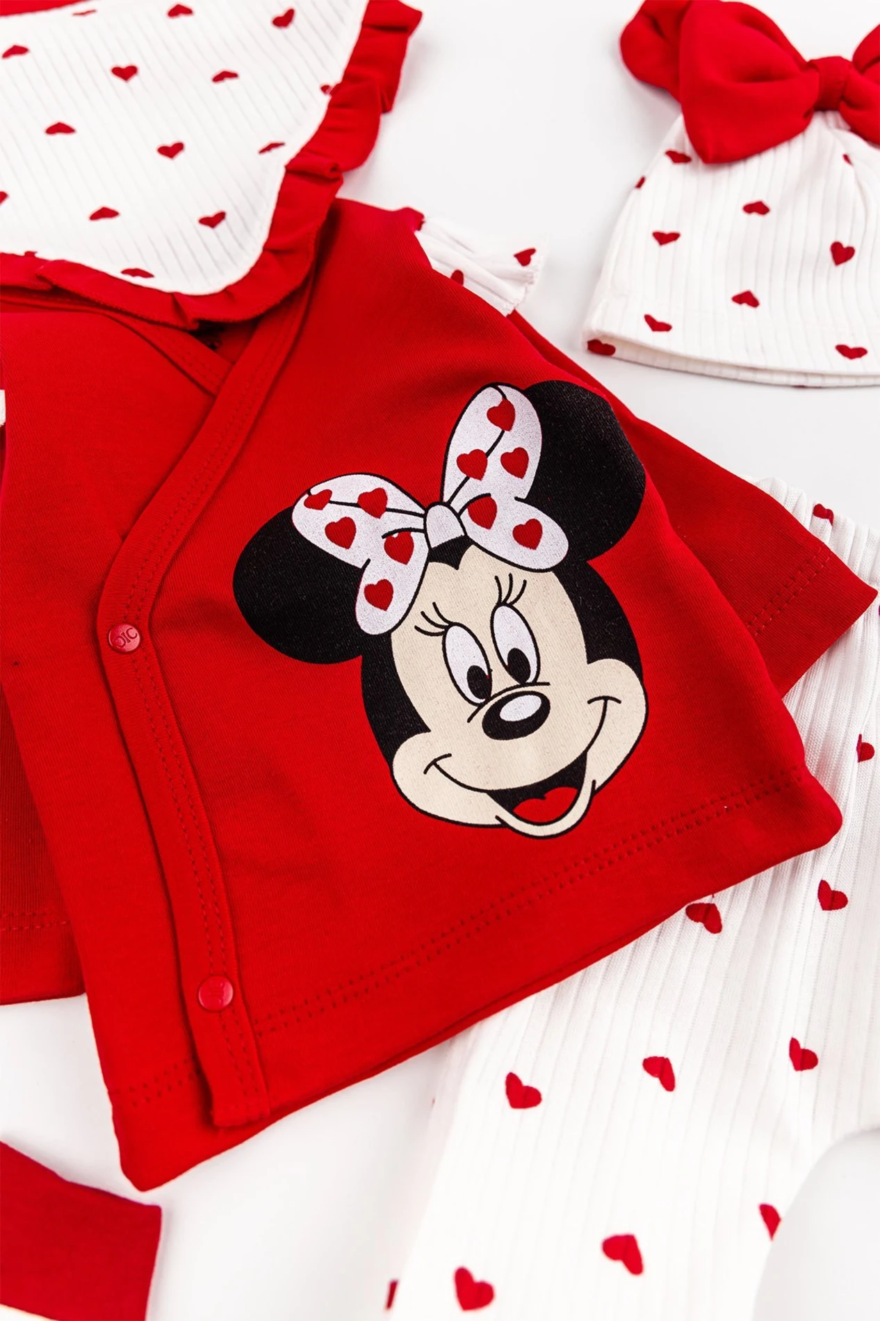 Minnie Mouse Baskılı Minik Kalp Detaylı    %100 Pamuk 5’li Hastane Çıkışı Seti