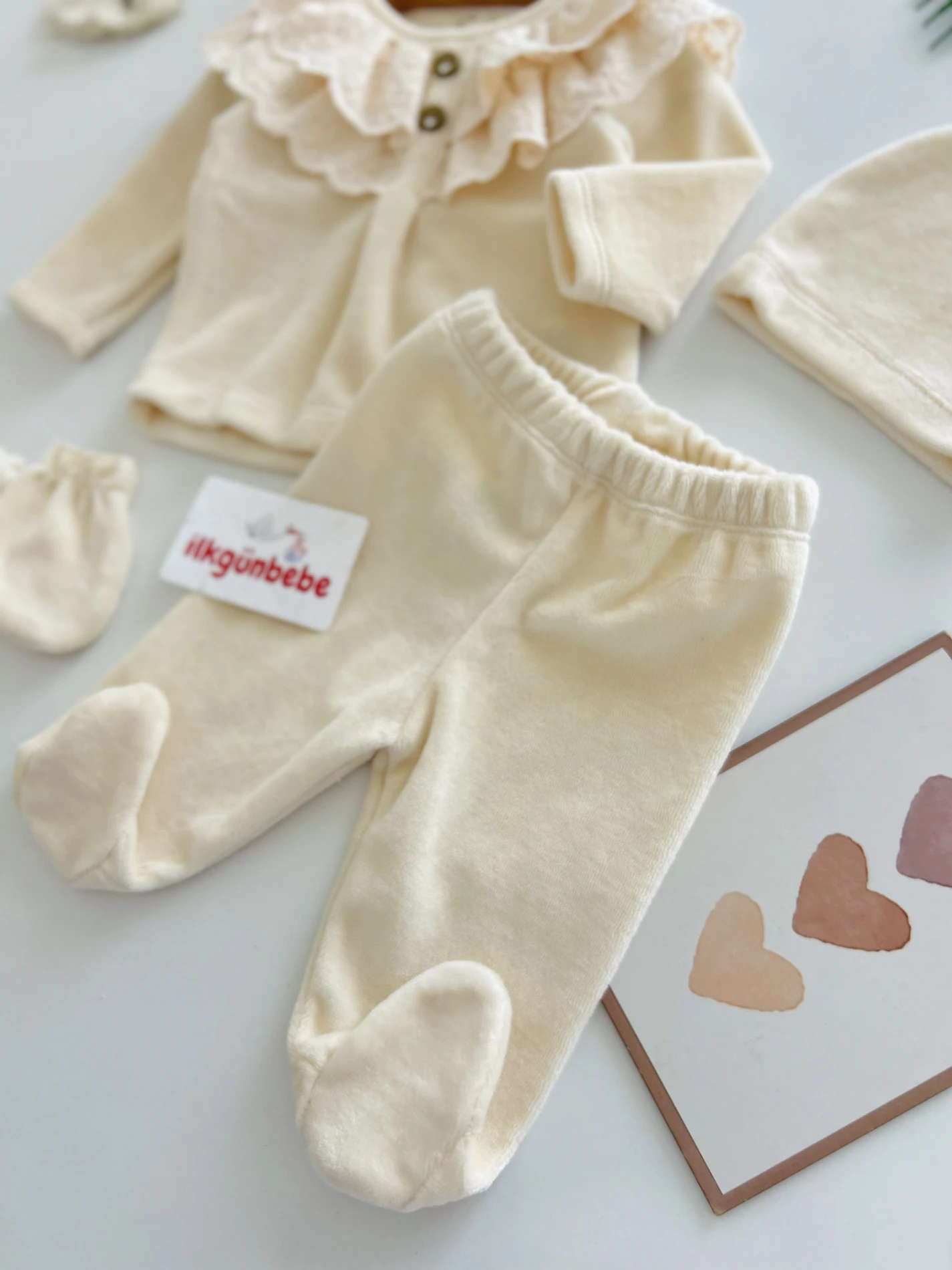 Kadife Kumaş Güpür Yakalı 4’lü Premium Kalite Set