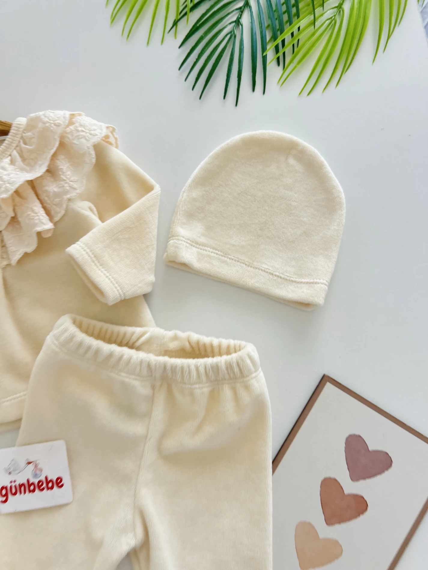 Kadife Kumaş Güpür Yakalı 4’lü Premium Kalite Set