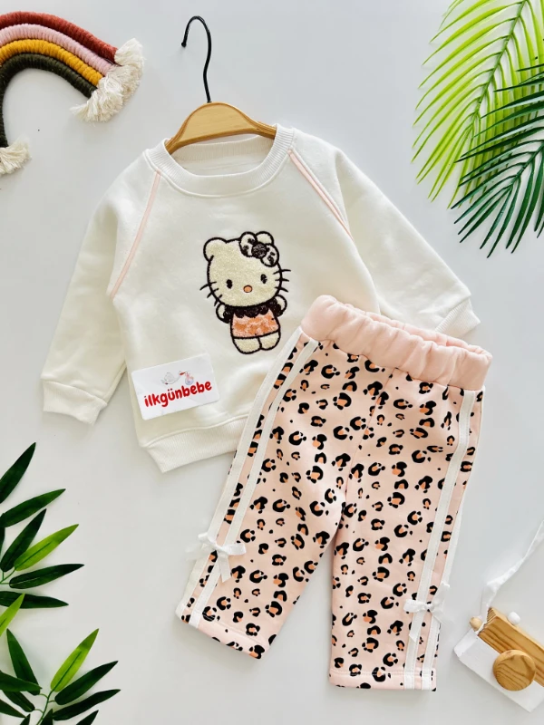 Hello Kitty Fiyonklu 3 İp Şardonlu Kışlık Takım