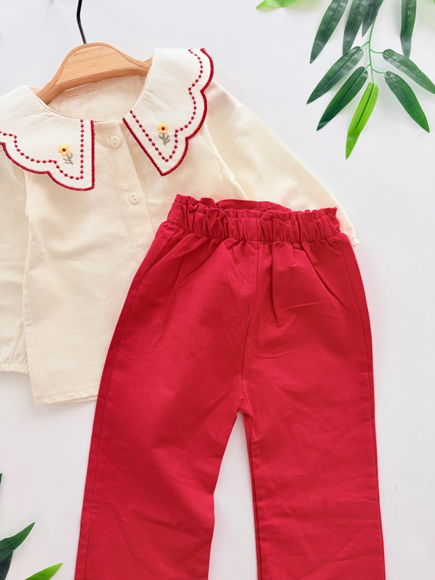 Papatya Nakışlı Yaka Detaylı Premium Kalite 2’li Takım