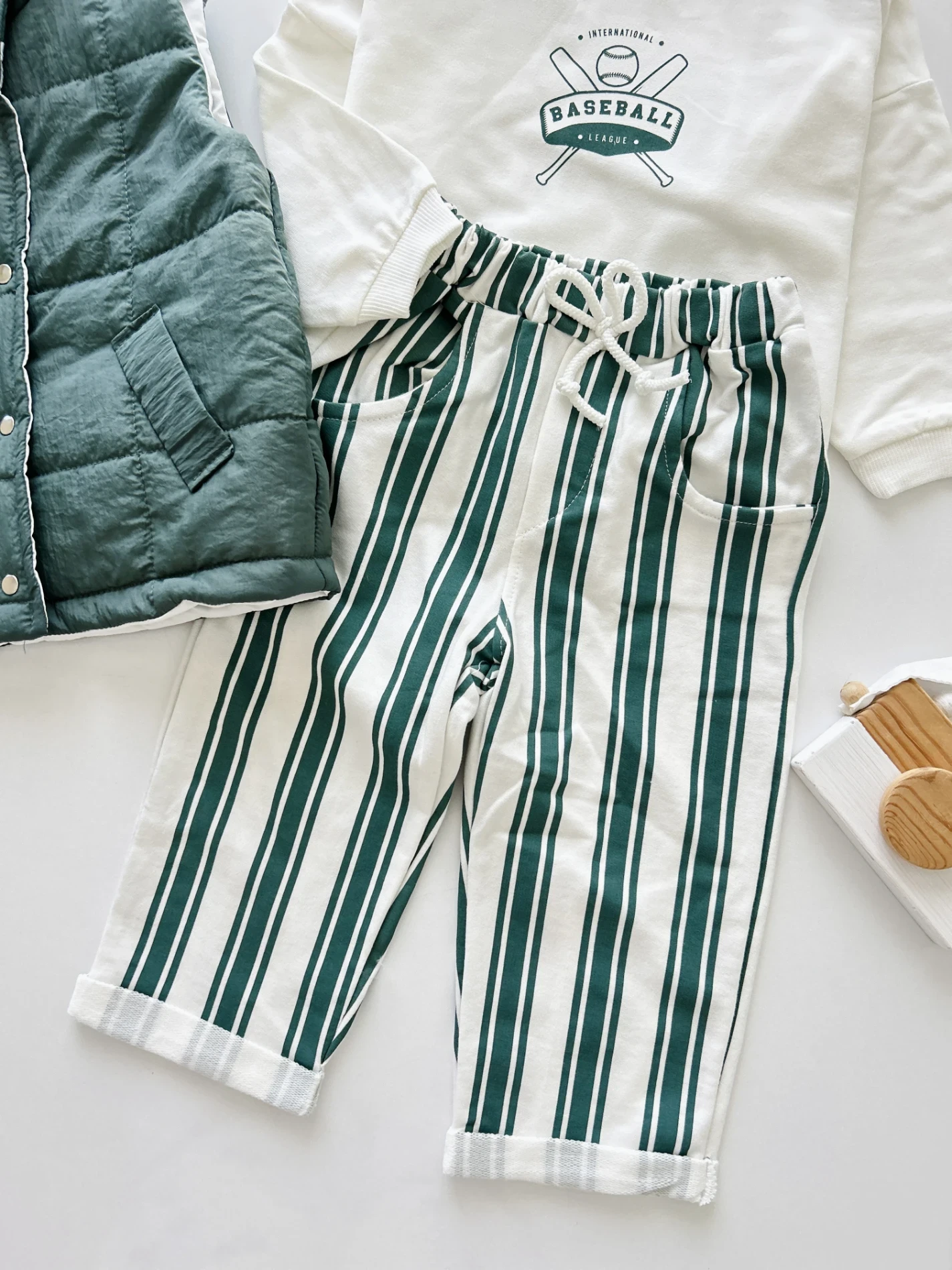 Baseball Basic Sweatli Şişme Yeleki Çizgili Pantalonlu Cool 3’lü Takım