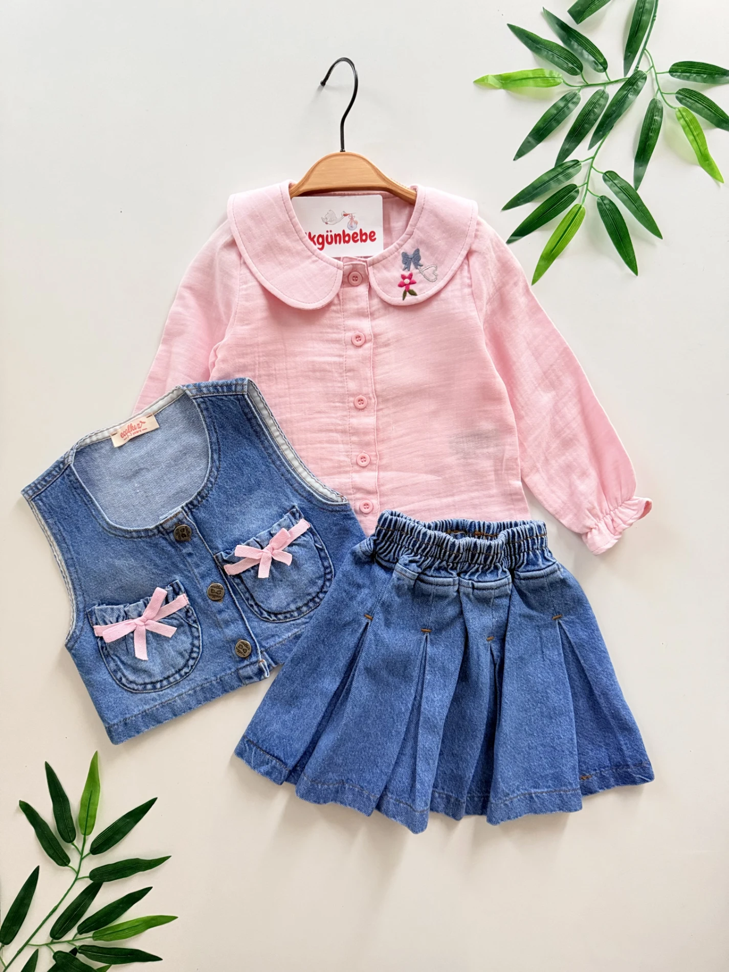 Mini Yelekli Müslin Gömlekli Etekli 3’lü Kot Takım