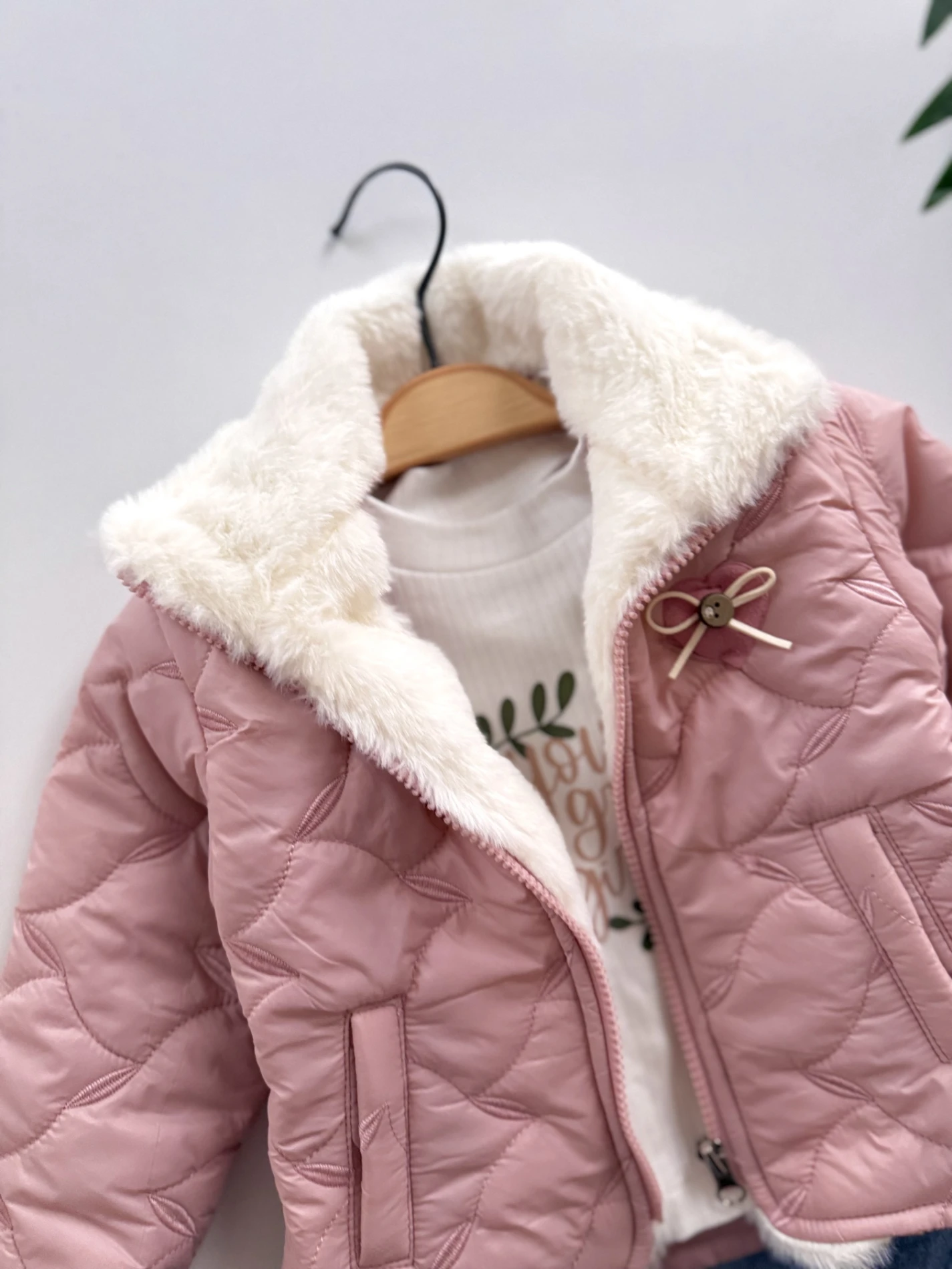 Peluş Montlu Kot Pantalonlu Bodyli 3’lü Takım