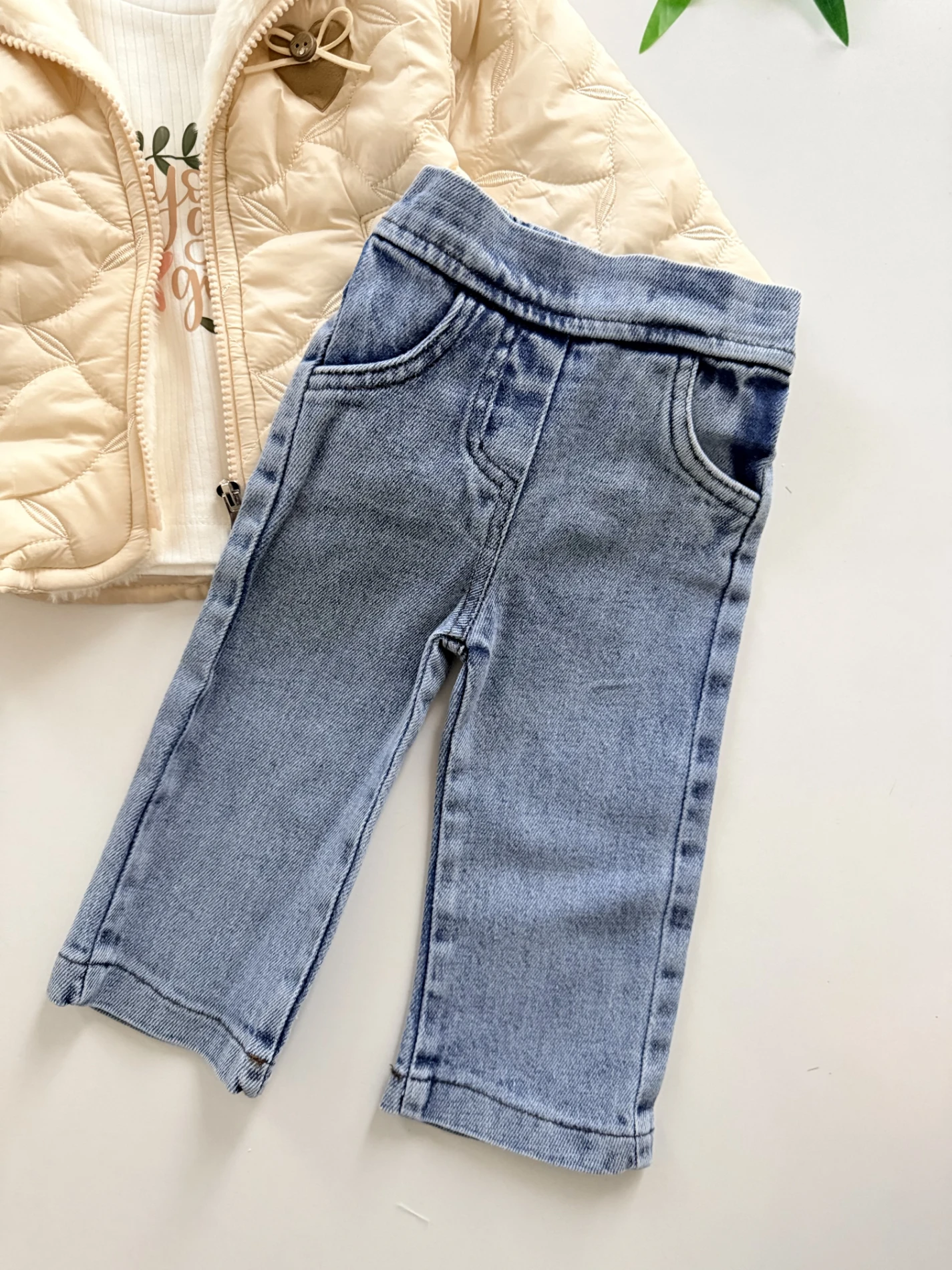 Peluş Montlu Kot Pantalonlu Bodyli 3’lü Takım