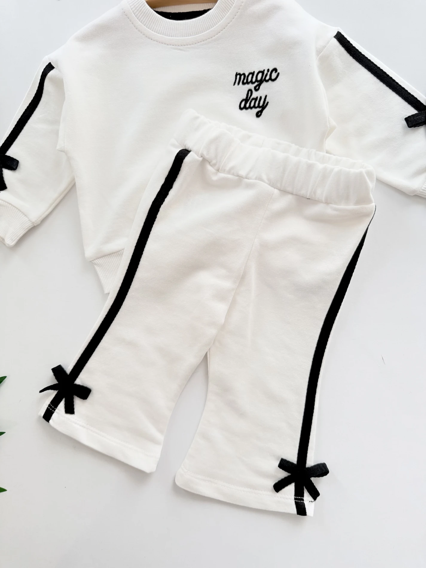 Fiyonk Detaylı İspanyol Paçalı %100 Pamuk 2’li Takım