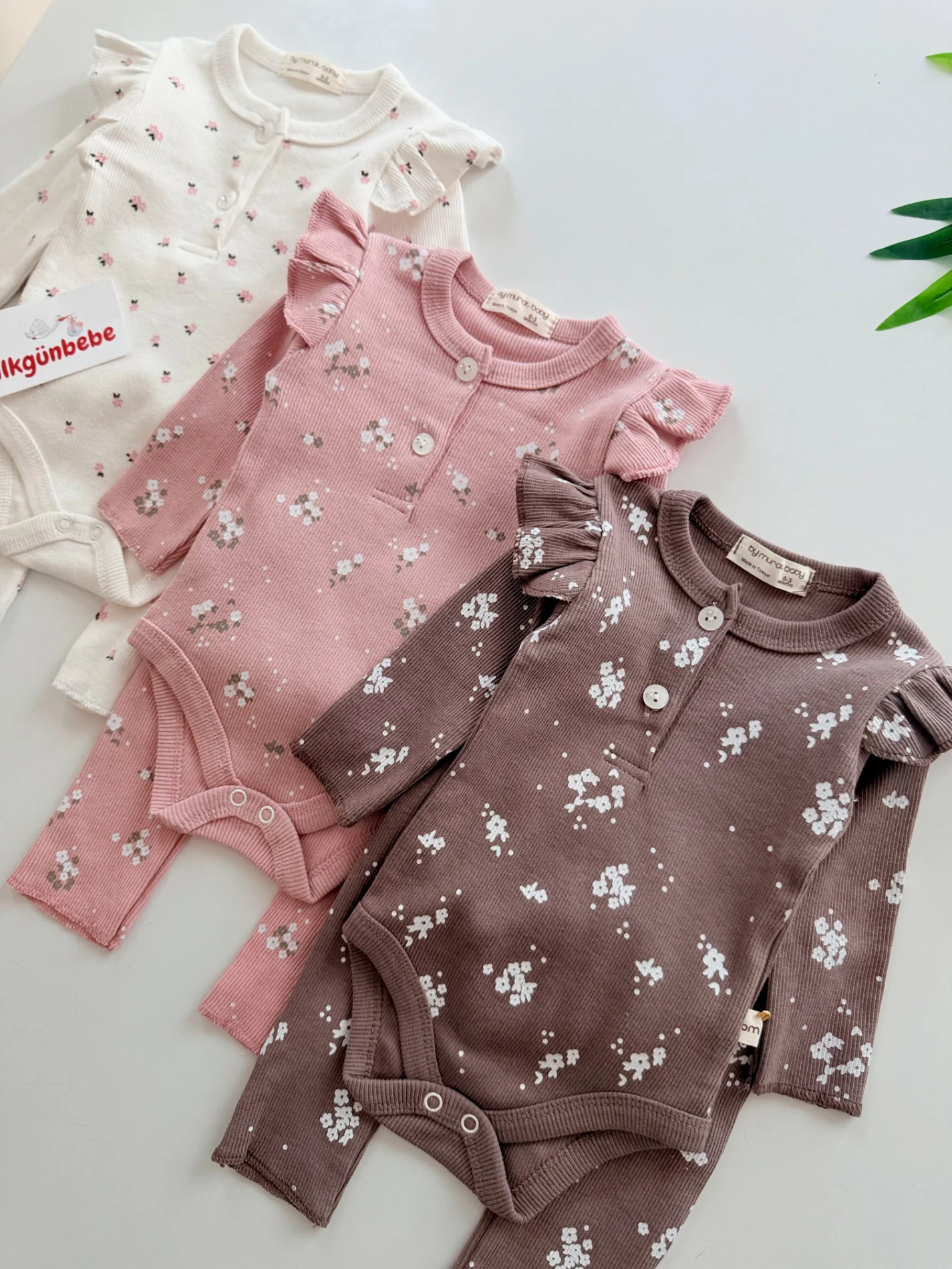 Flowers 3’lü Alt Üst %100 Pamuk Esnek Fitilli Kumaş 