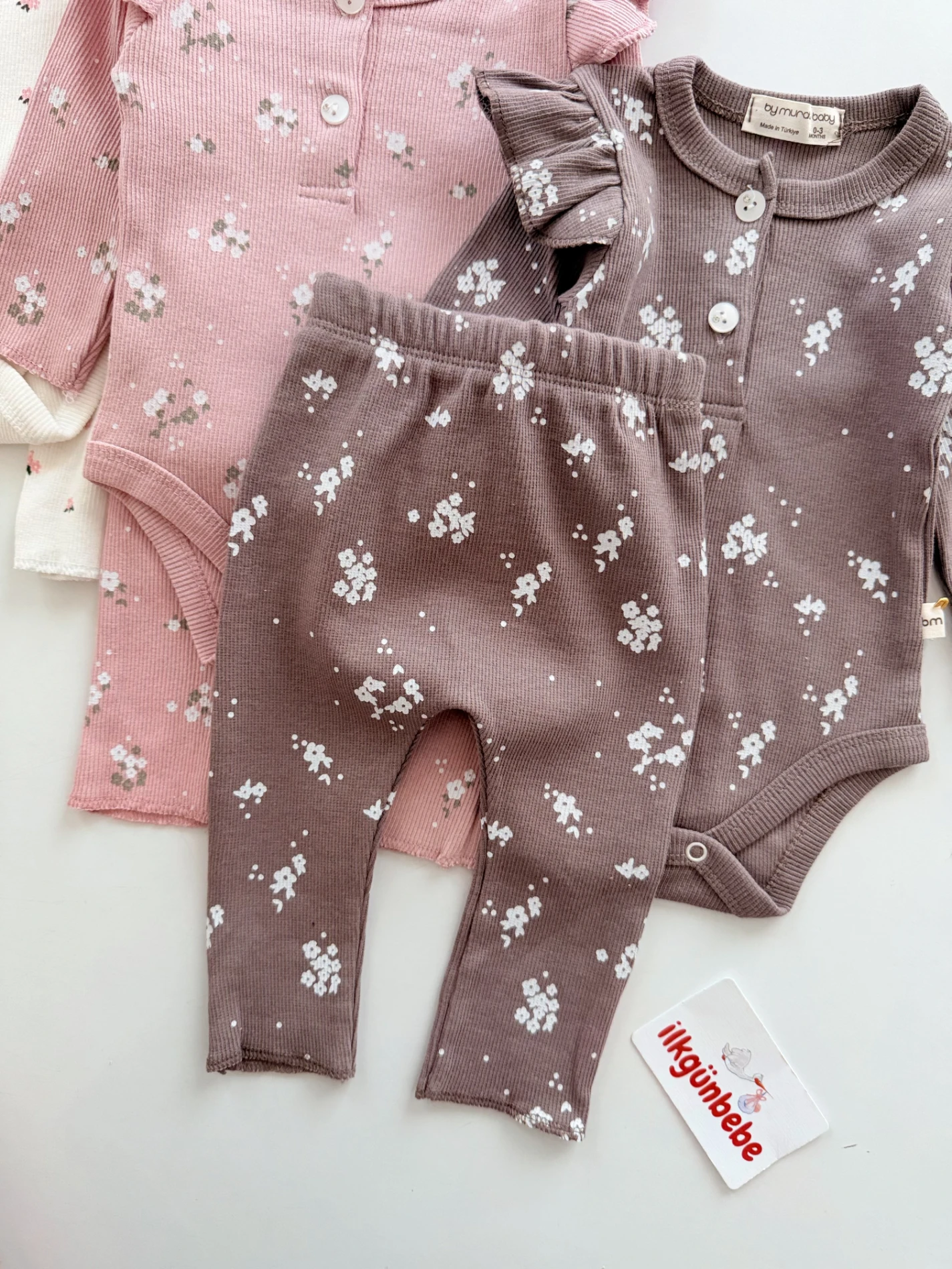 Flowers 3’lü Alt Üst %100 Pamuk Esnek Fitilli Kumaş 