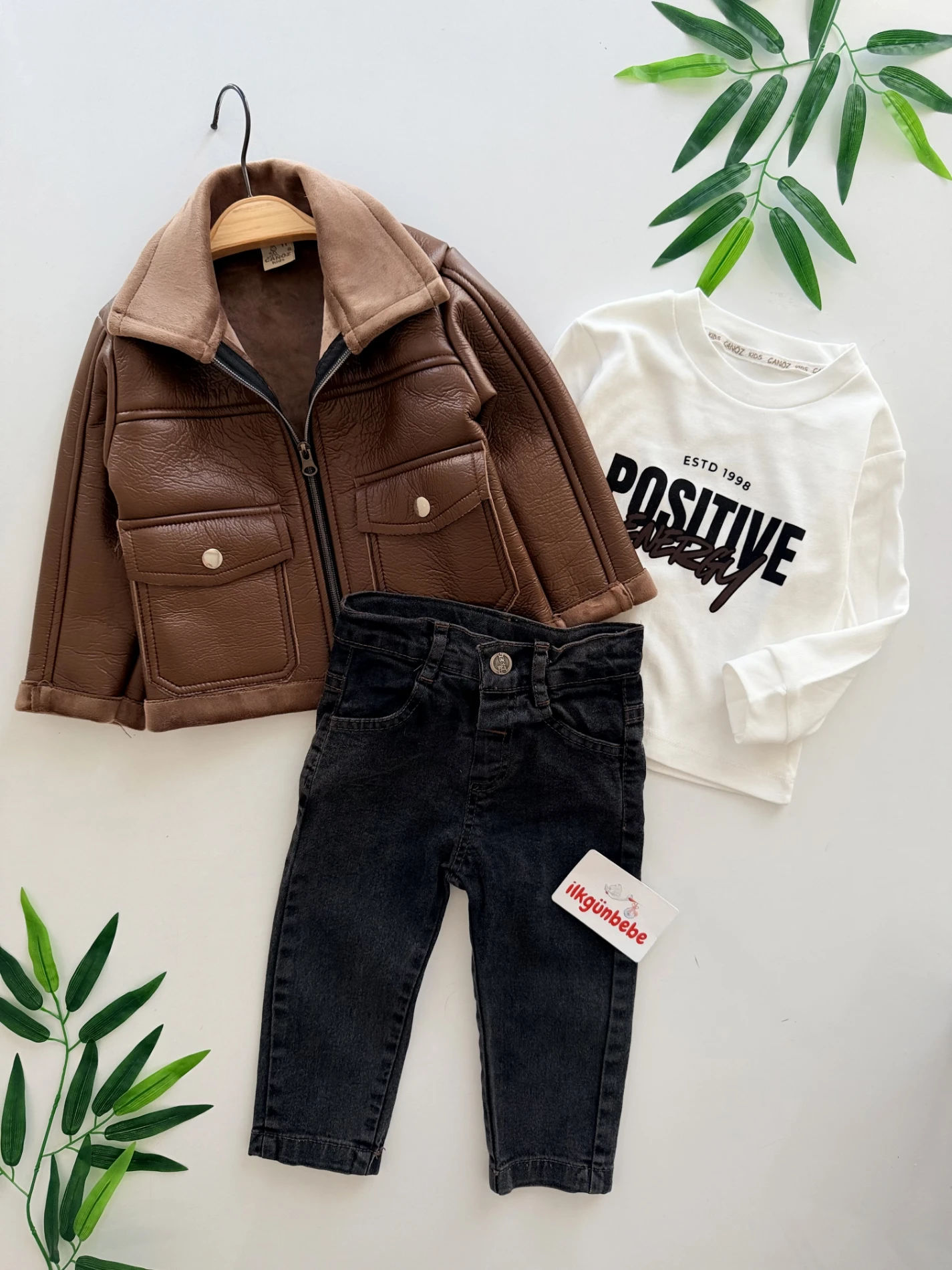 İçi Kadife Deri Ceketli Premium Kalite Kot Pantalonlu Bodyli Takım