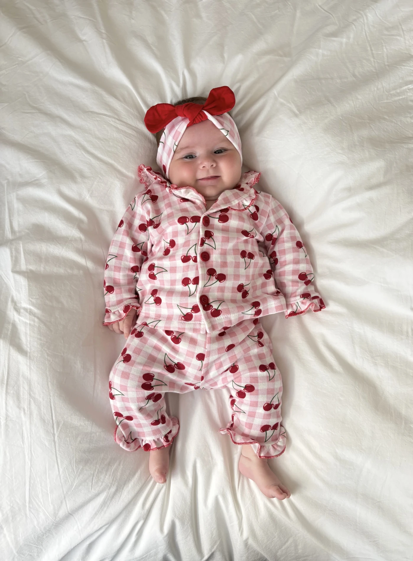 Kiraz Desenli  Bebe Yakalı Bandanalı  %100 Pamuk Pijama Takımı
