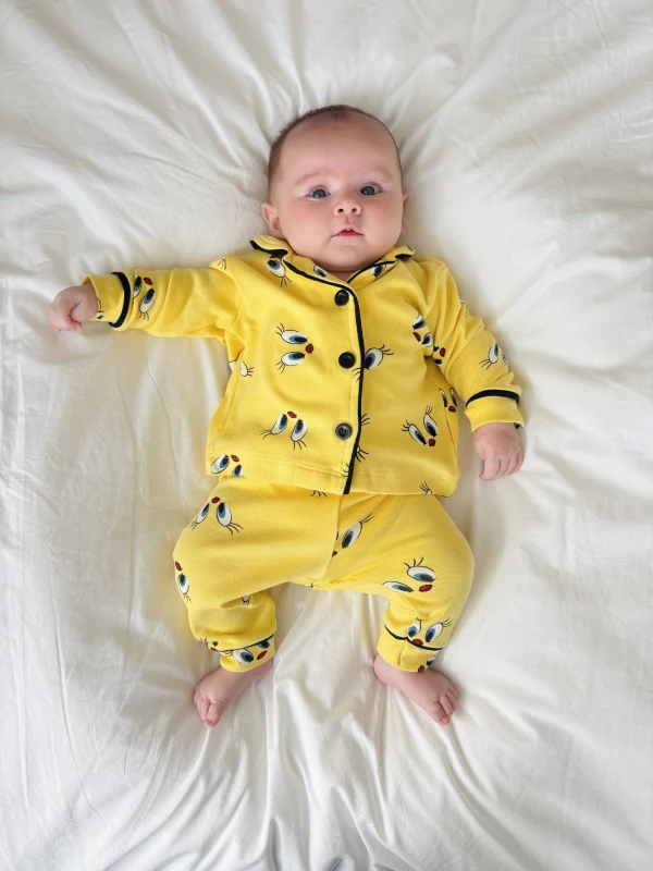 Tweety Desenli Bebe Yakalı %100 Pamuk Pijama Takımı